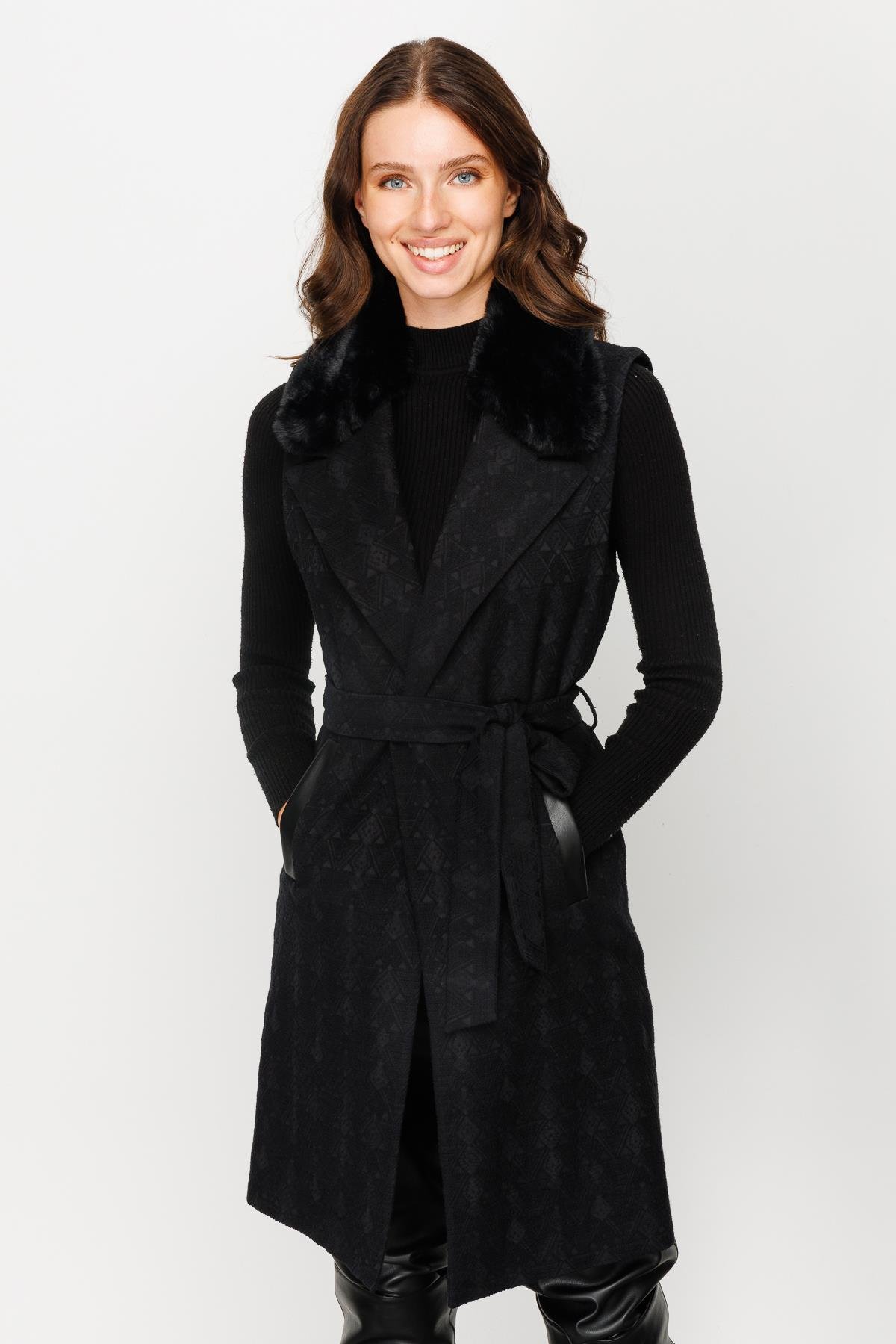 Modailgi  Seyyar Kürklü Jakarlı Yelek Siyah