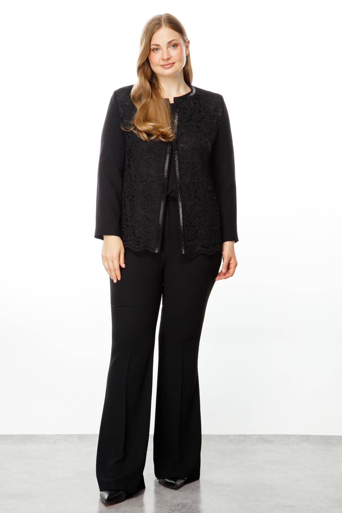 Modailgi  Sıfır Yaka Dantelli Ön Patı Taşlı Kısa Ceket Siyah