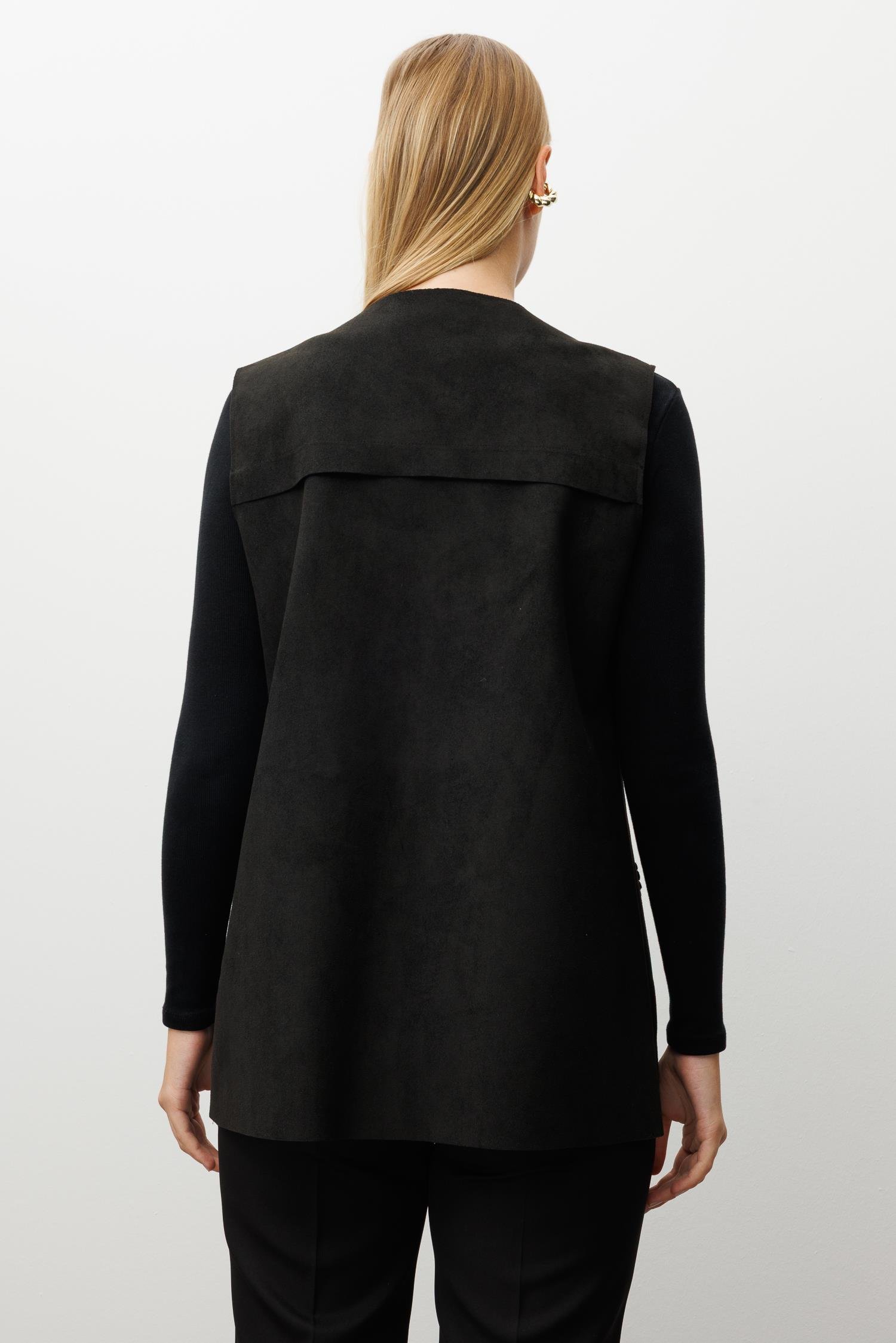 Modailgi  Sıfır Yakalı Havalı Dikiş Ve Lase Nakış Detaylı Uzun Süet Yelek Siyah