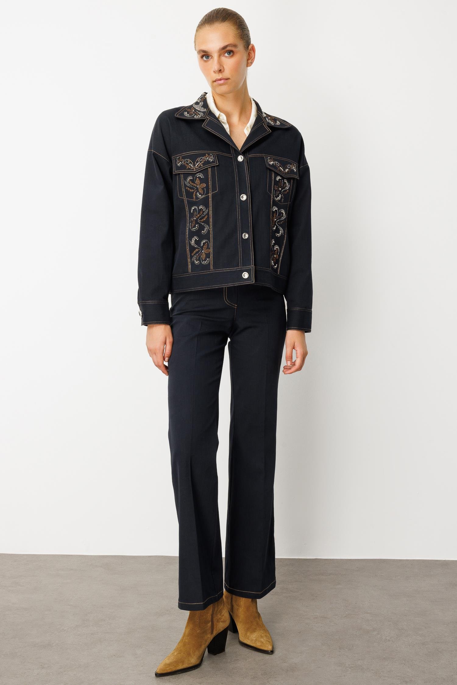 Modailgi  Spor Dikişli Taş Aksesuar Detaylı Oversize Denim Ceket - 40019 Lacivert