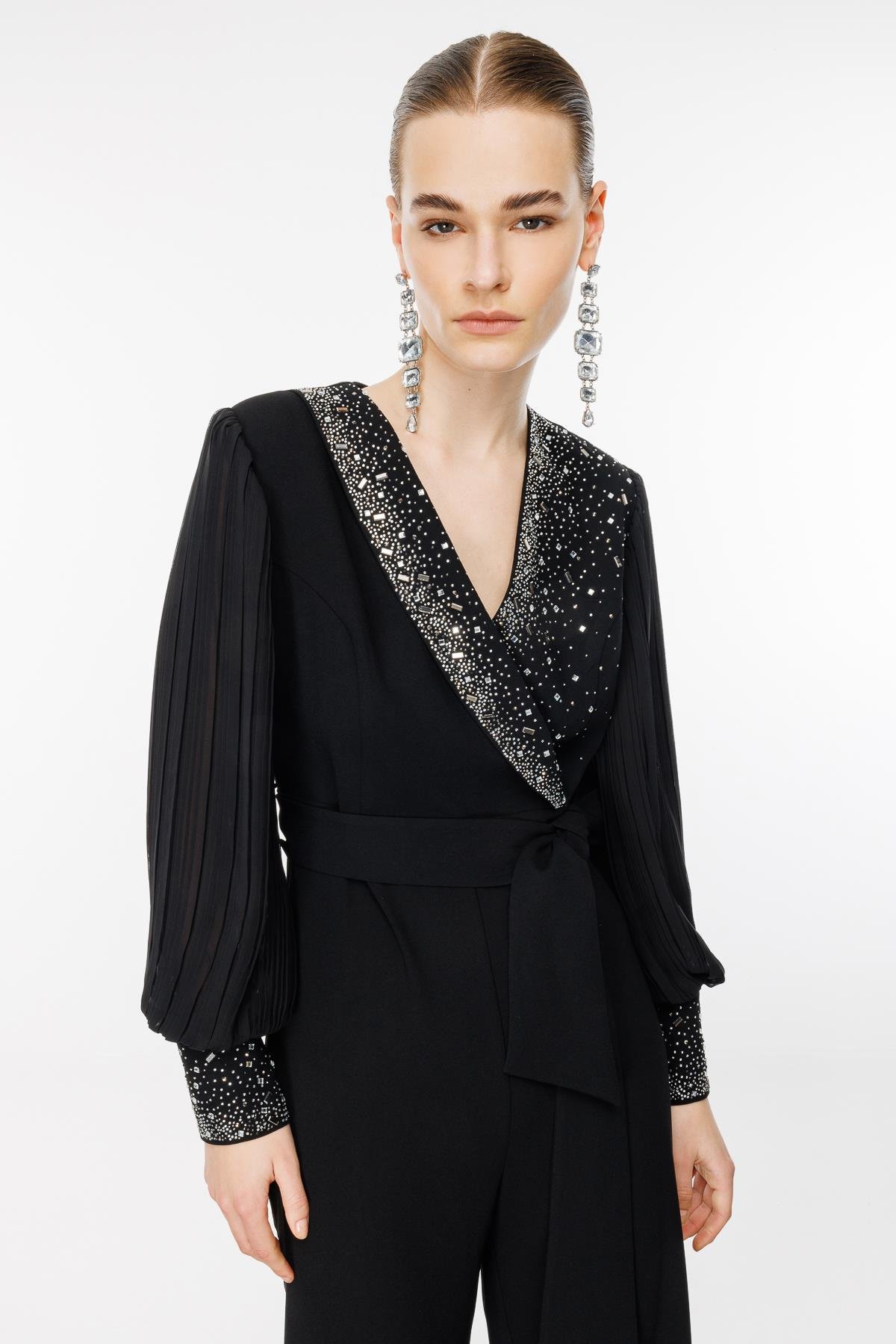 Modailgi  Taş Detaylı Kolları Piliseli Tulum Siyah