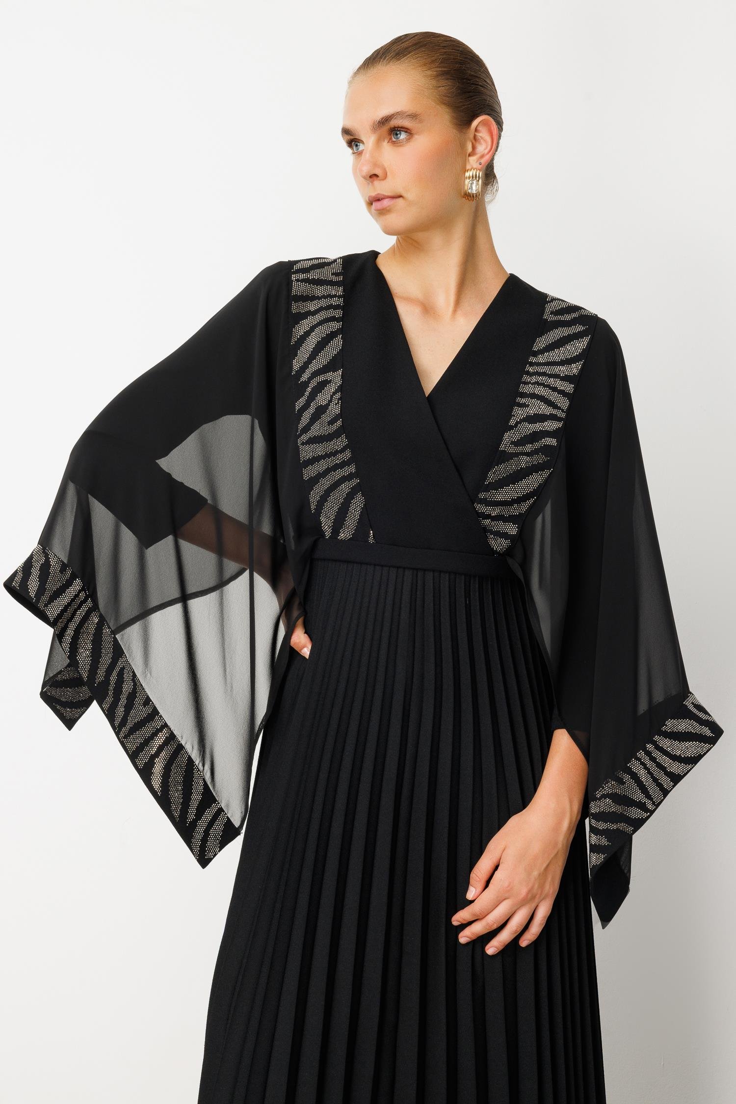 Modailgi  Taş Detaylı Pelerin Kollu Pilisoley Elbise Siyah