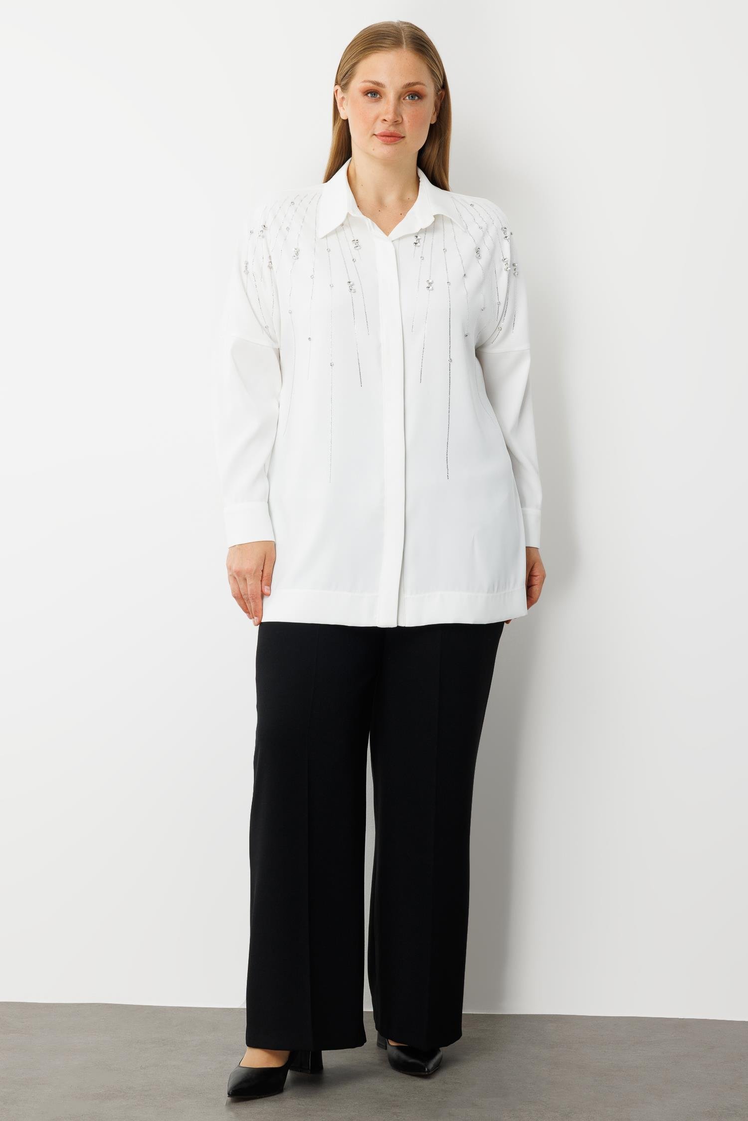 Modailgi  Taş Dizgi Detaylı Gizli Pat Oversize Gömlek Ekru