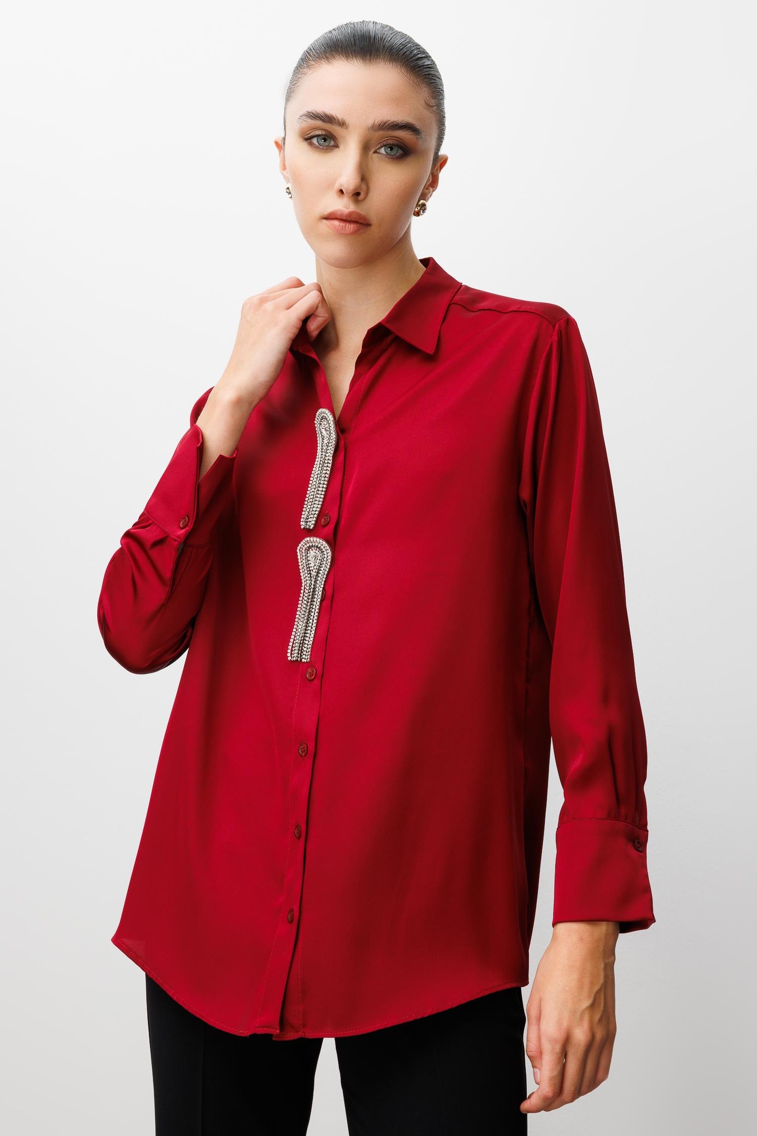 Modailgi  Taşlı Broş Aksesuarlı Rahat Kesim Gömlek Bordo