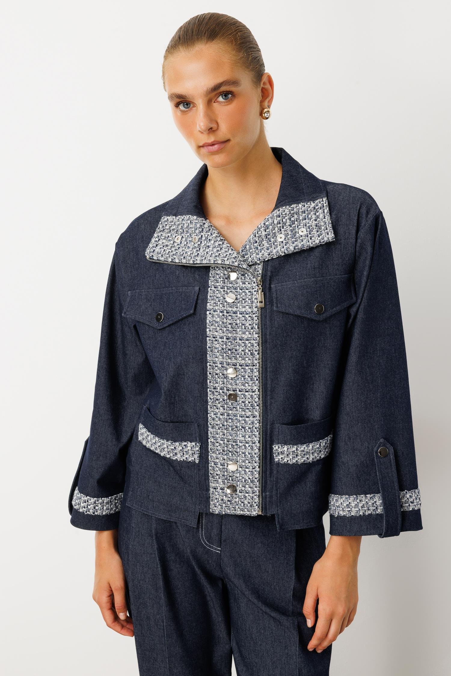 Modailgi  Tuvit Kumaş Garni Detaylı Fermuar Kapamalı Rahat Kesim Kısa Mont Ceket - 40016 Lacivert