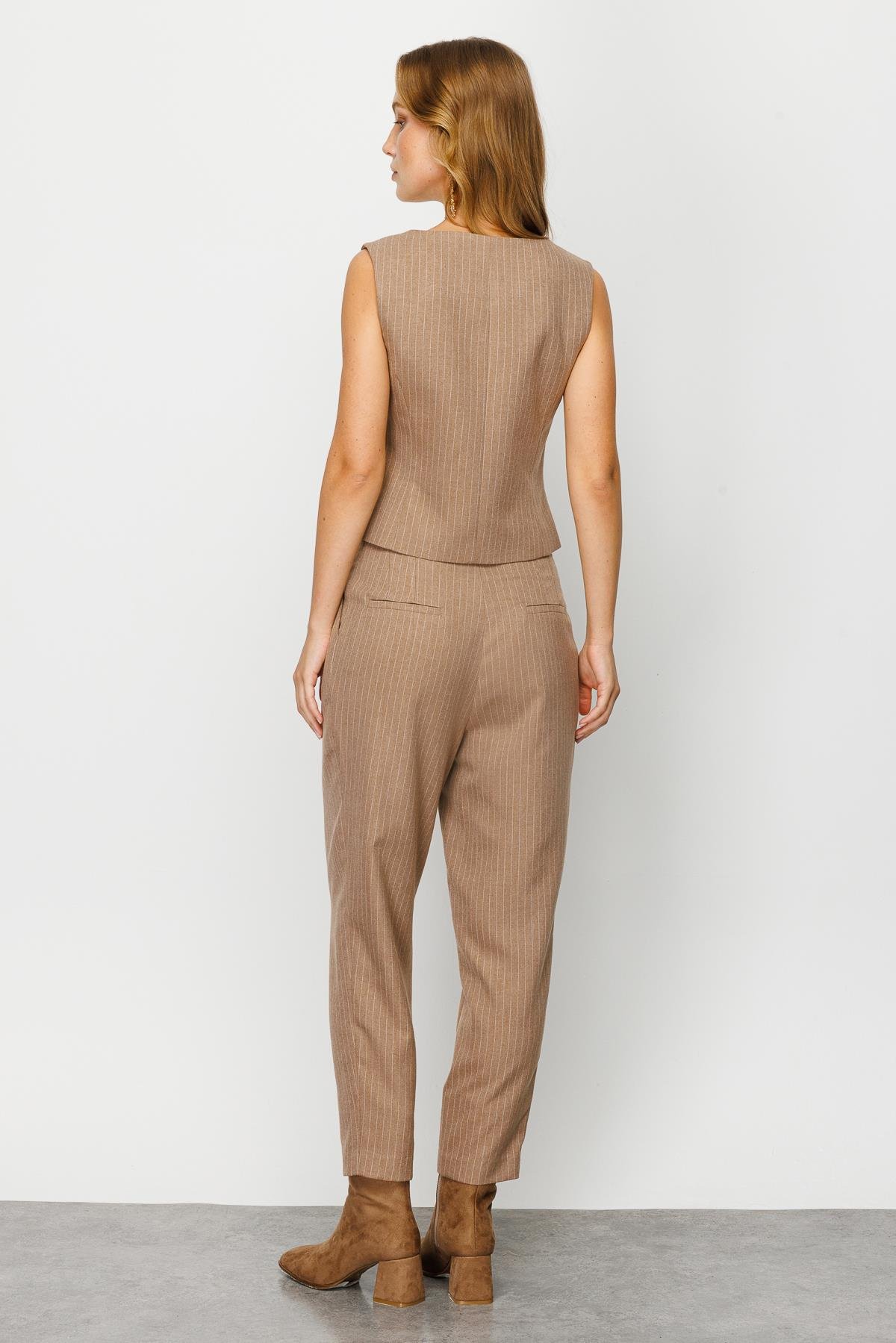 Modailgi  U Yaka Çizgili Yelek Vizon