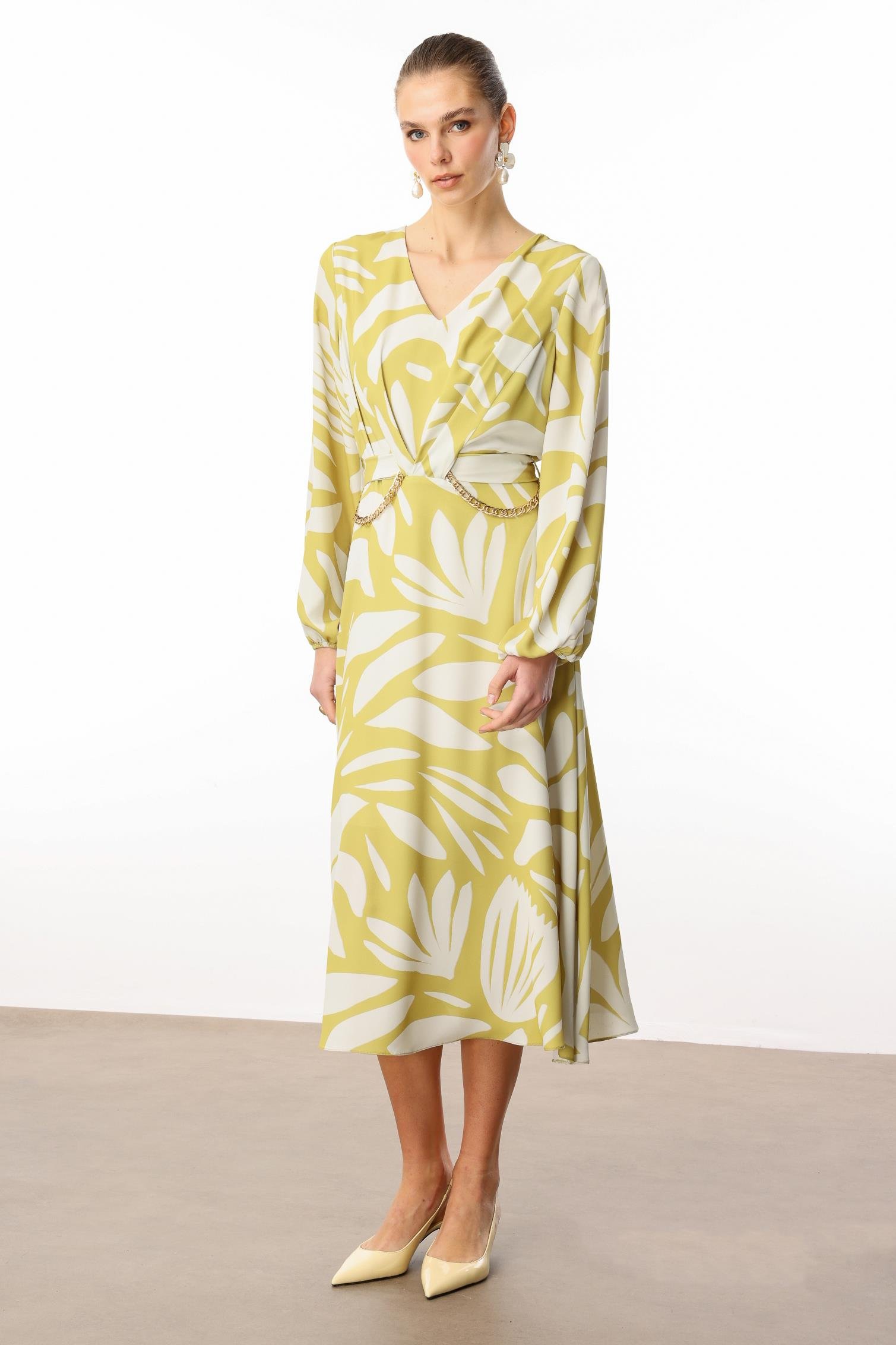 Modailgi  V Yakalı Uzun Kol Önden Pile ve Zincir Kuşak Detaylı Midi Boy Elbise Asit