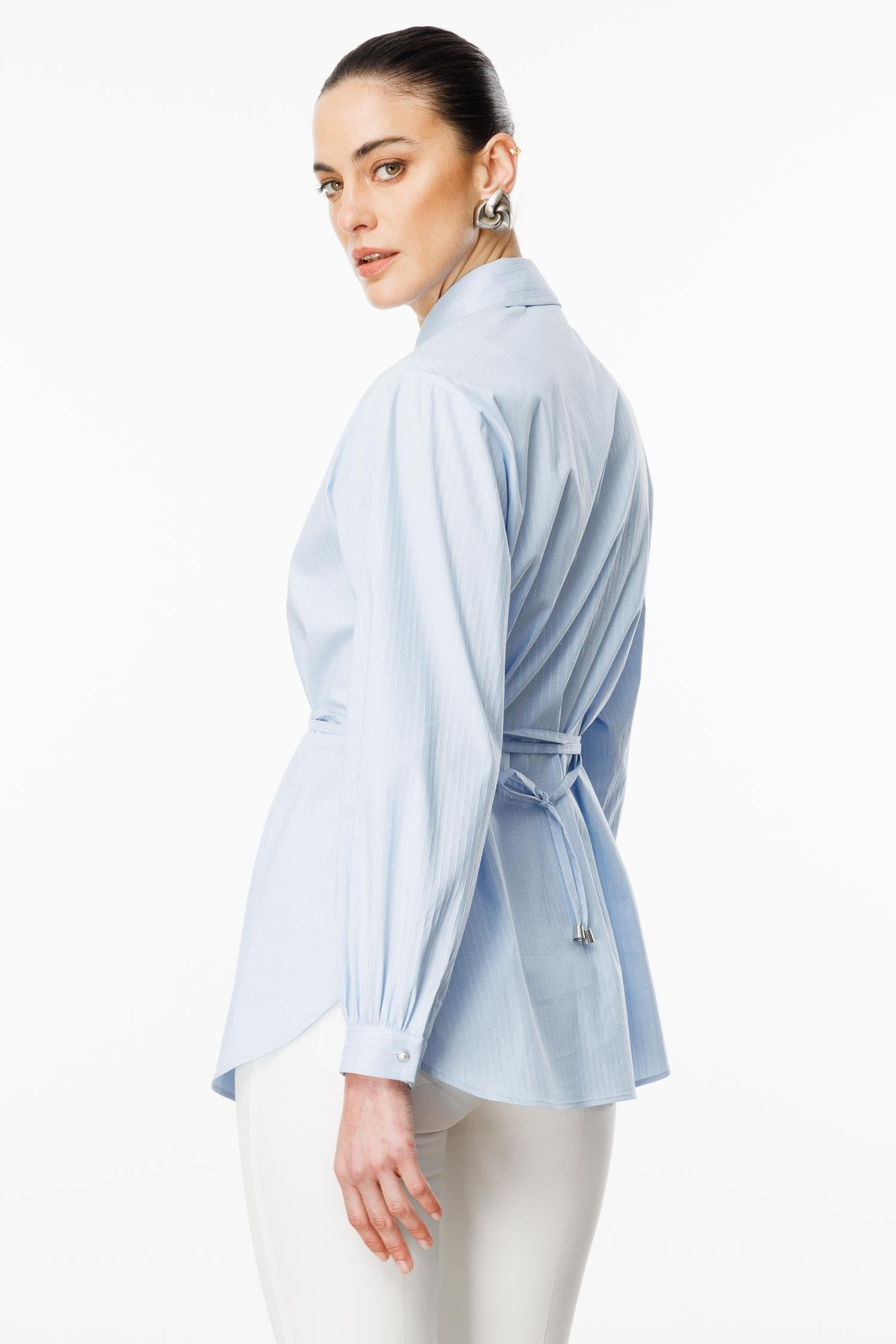 Modailgi  Volan ve Pencere Detaylı İncili Beli Kuşaklı Taşlı Simli Gömlek Mavi