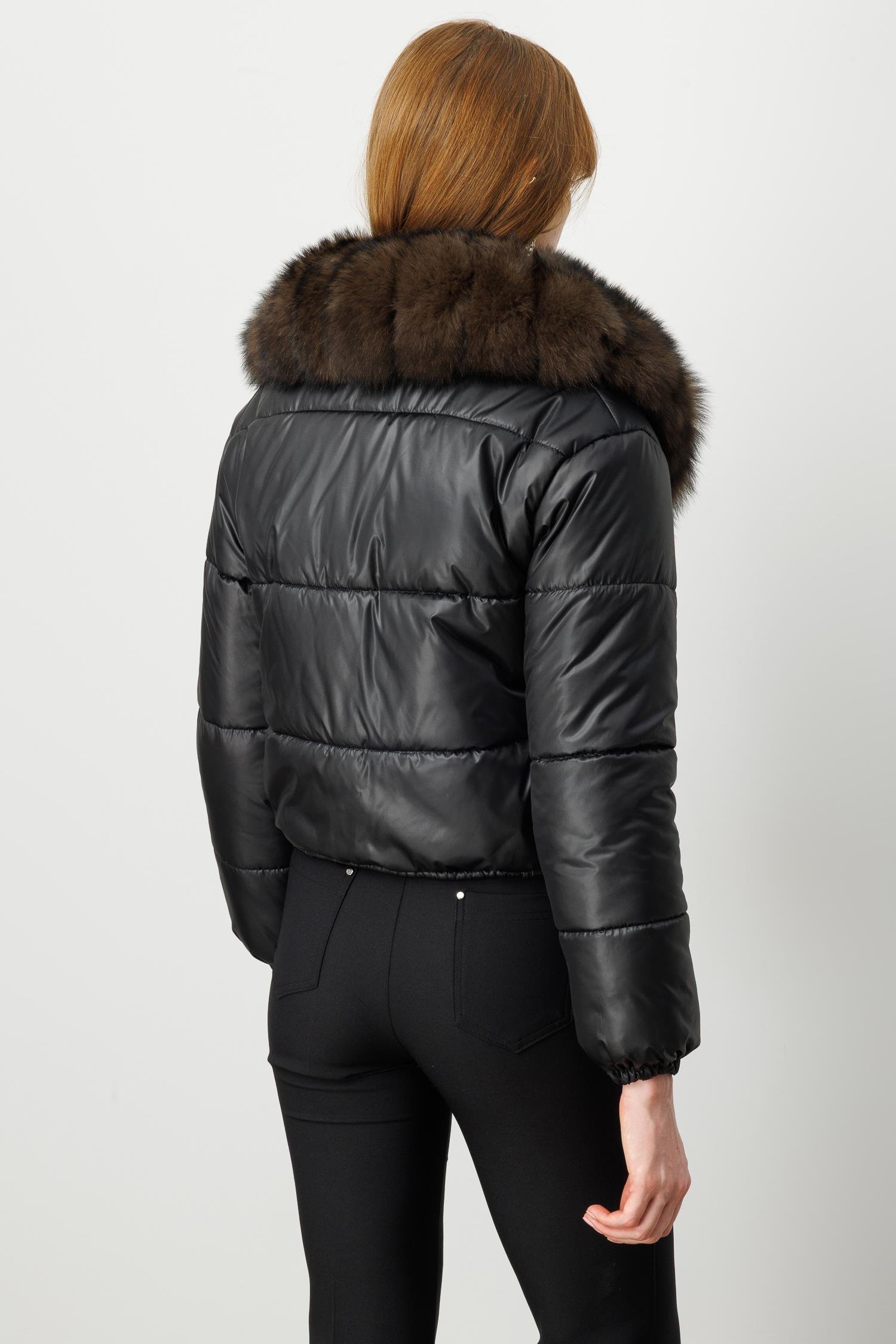 Modailgi  Yakası Kürklü Çıtçıtlı Kısa Şişme Kaban Siyah