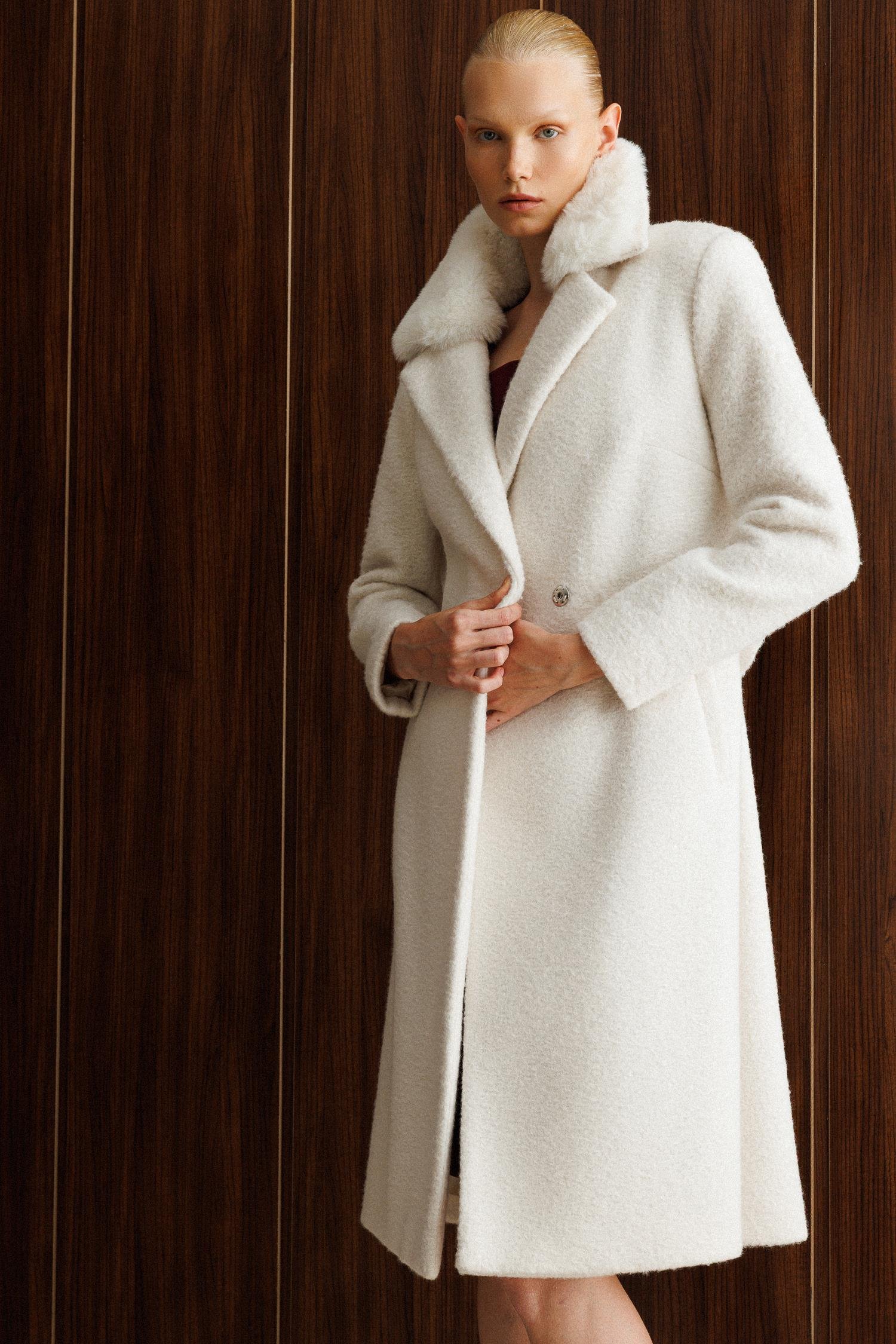 Modailgi  Yakası Kürklü Kırçıllı Uzun Kaşe Kaban Kemik