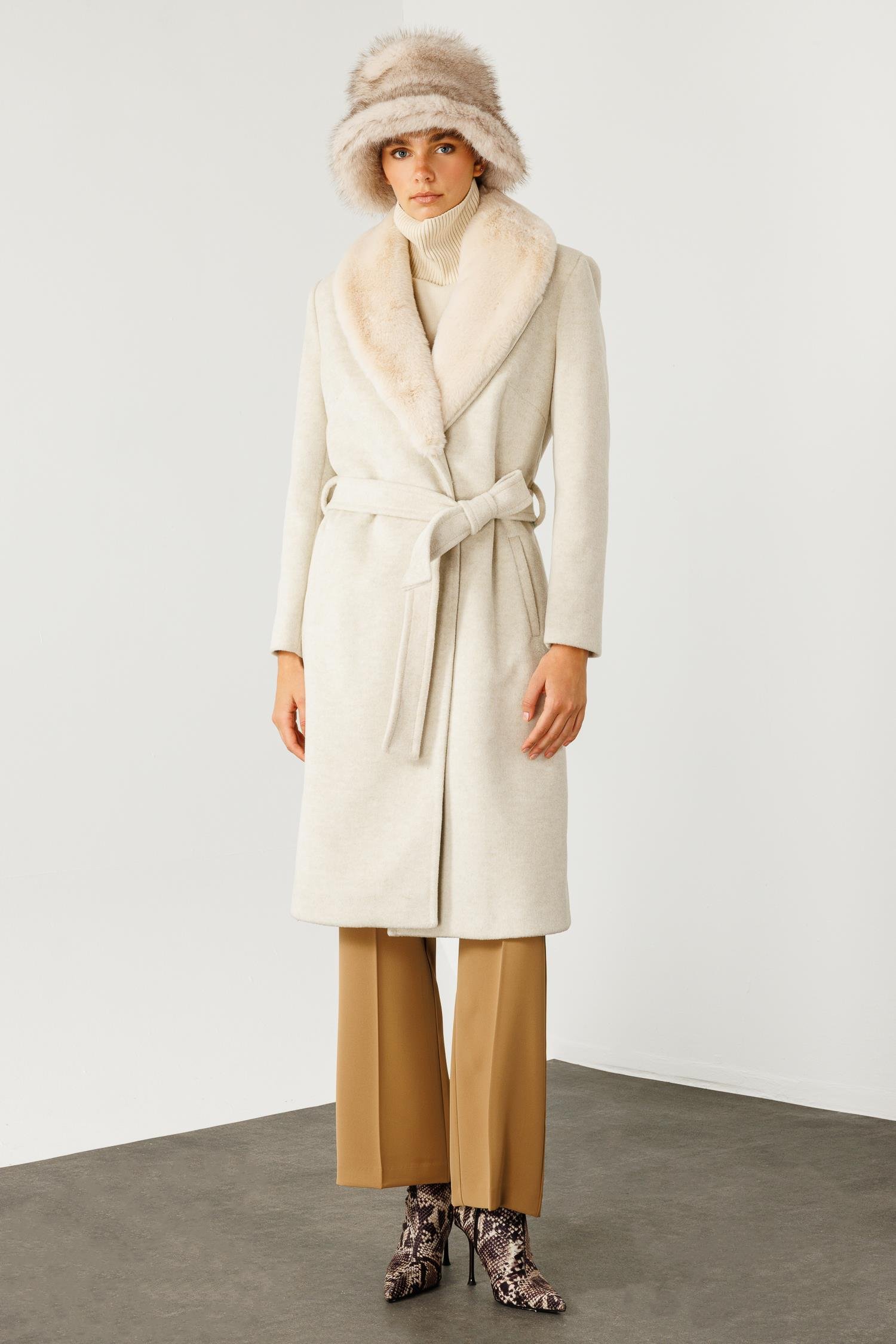 Modailgi  Yakası Kürklü Uzun Kaşe Kaban Kemik