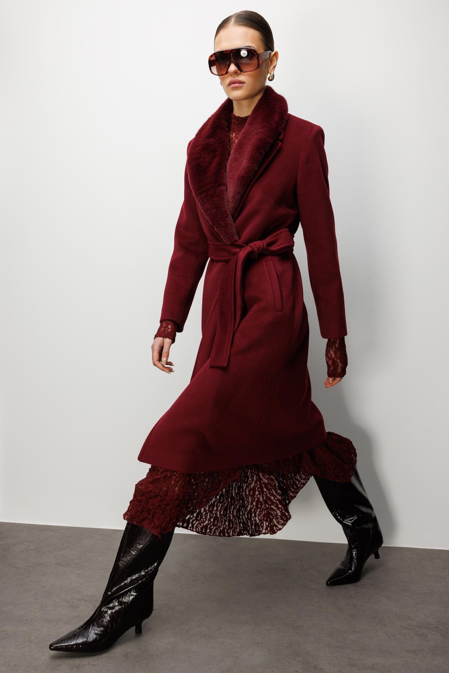 Modailgi  Yakası Kürklü Uzun Kaşe Kaban Bordo