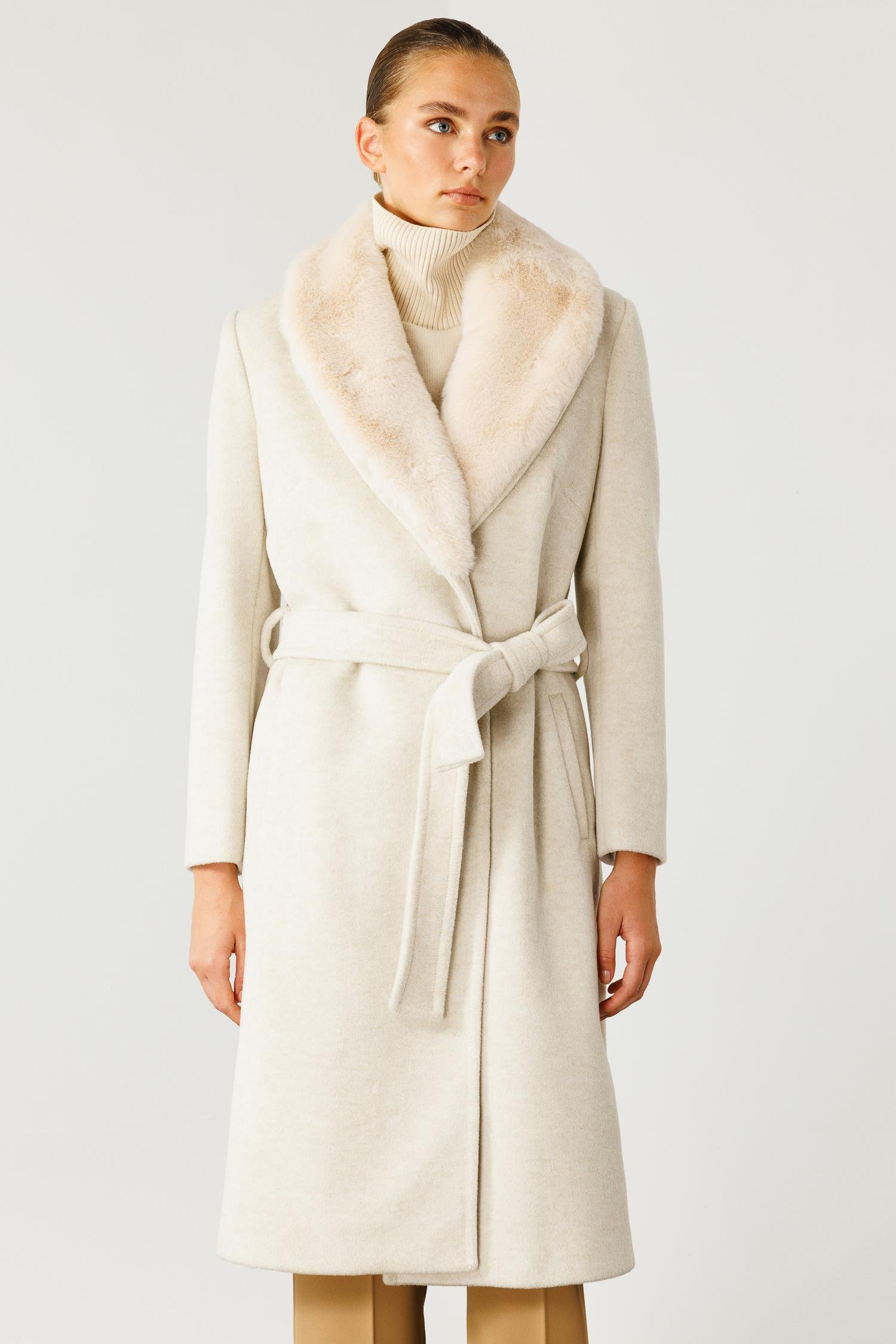 Modailgi  Yakası Kürklü Uzun Kaşe Kaban Kemik