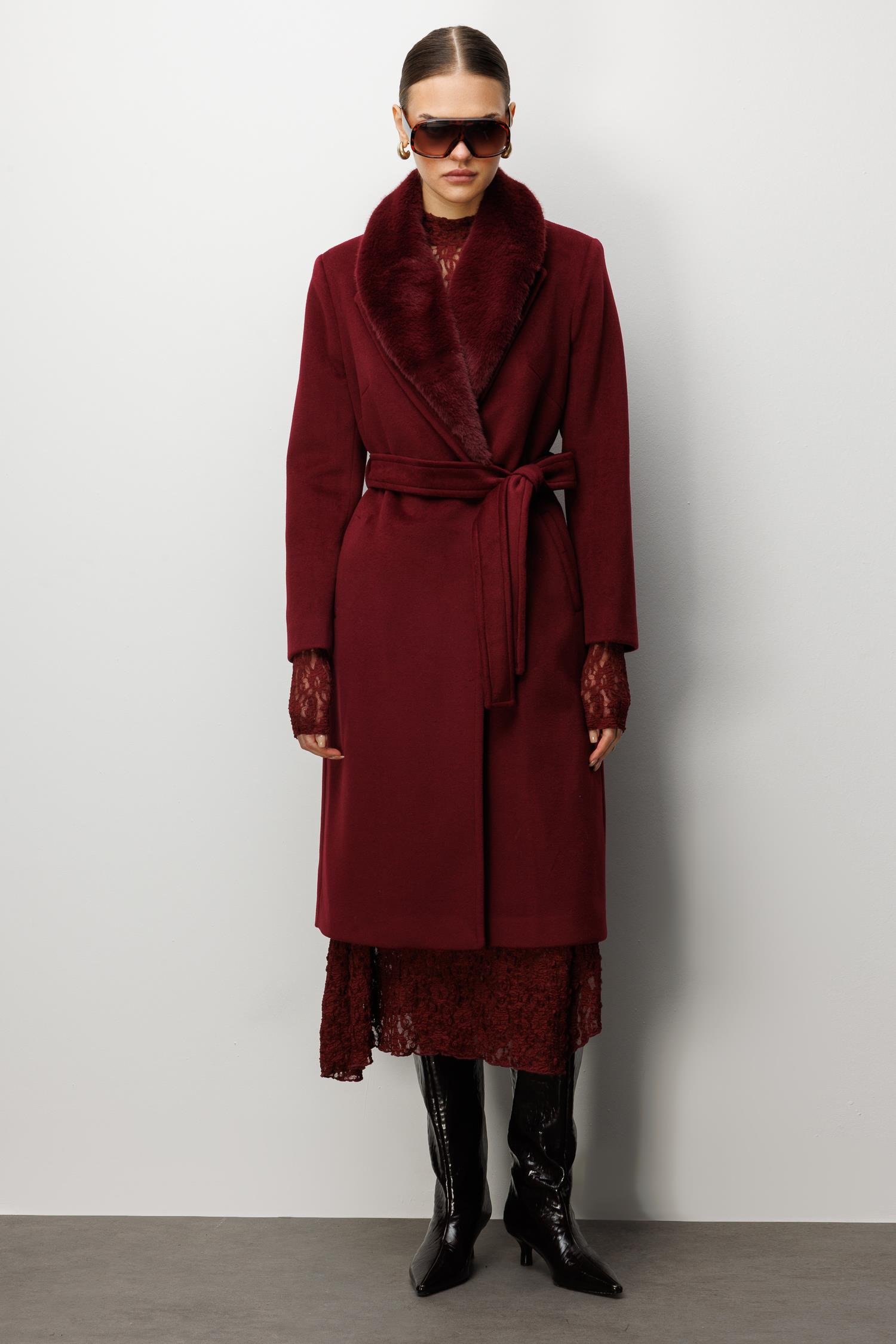Modailgi  Yakası Kürklü Uzun Kaşe Kaban Bordo