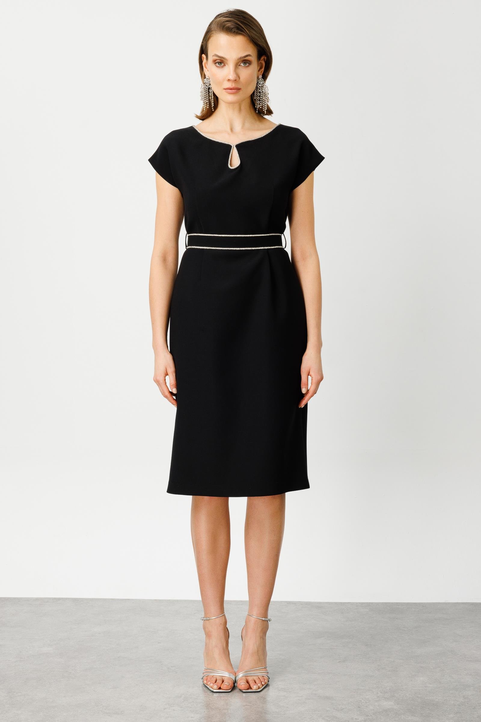 Modailgi  Yakası Şerit Taş Detaylı Elbise Siyah