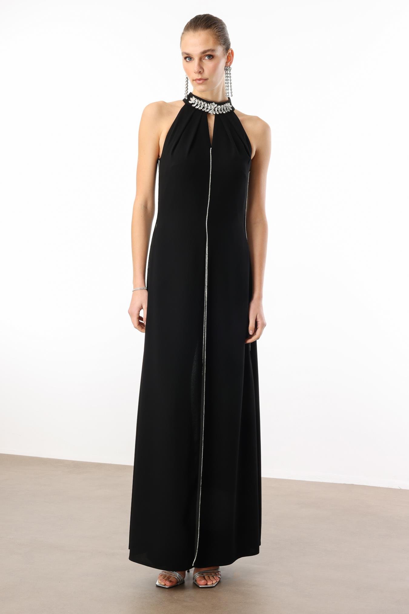 Modailgi  Yakası Taş Aksesuarlı Tulum Siyah