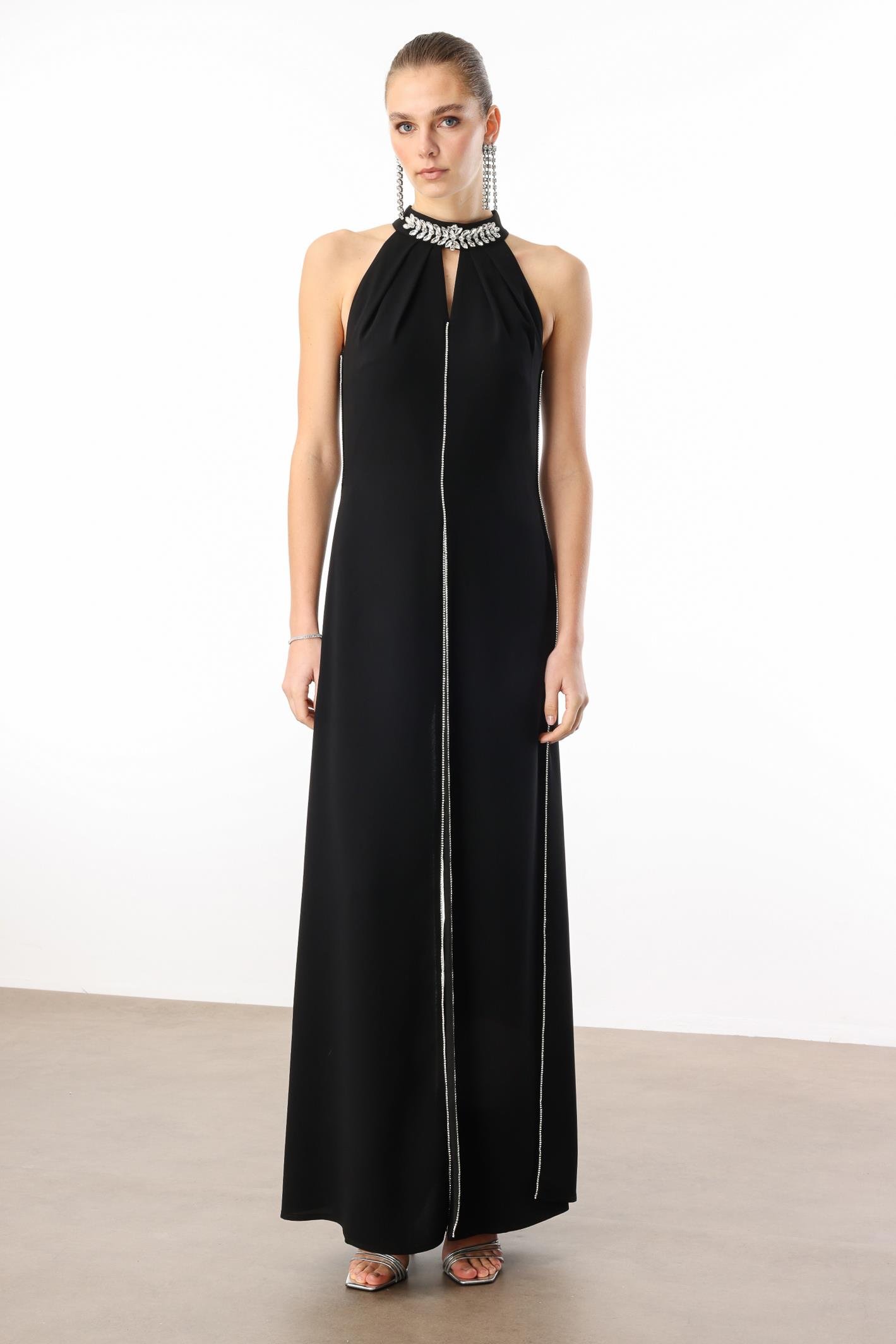 Modailgi  Yakası Taş Aksesuarlı Tulum Siyah