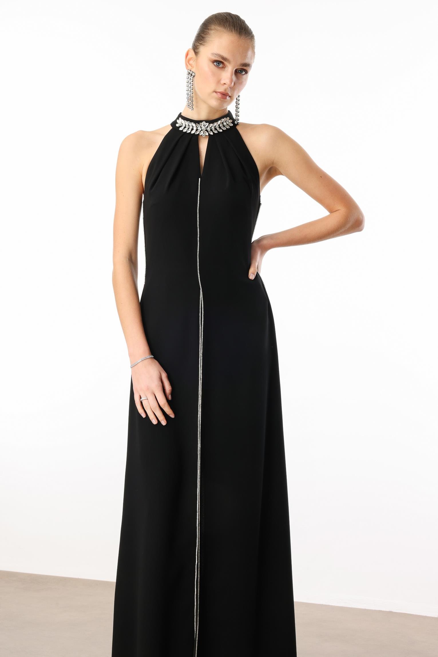 Modailgi  Yakası Taş Aksesuarlı Tulum Siyah