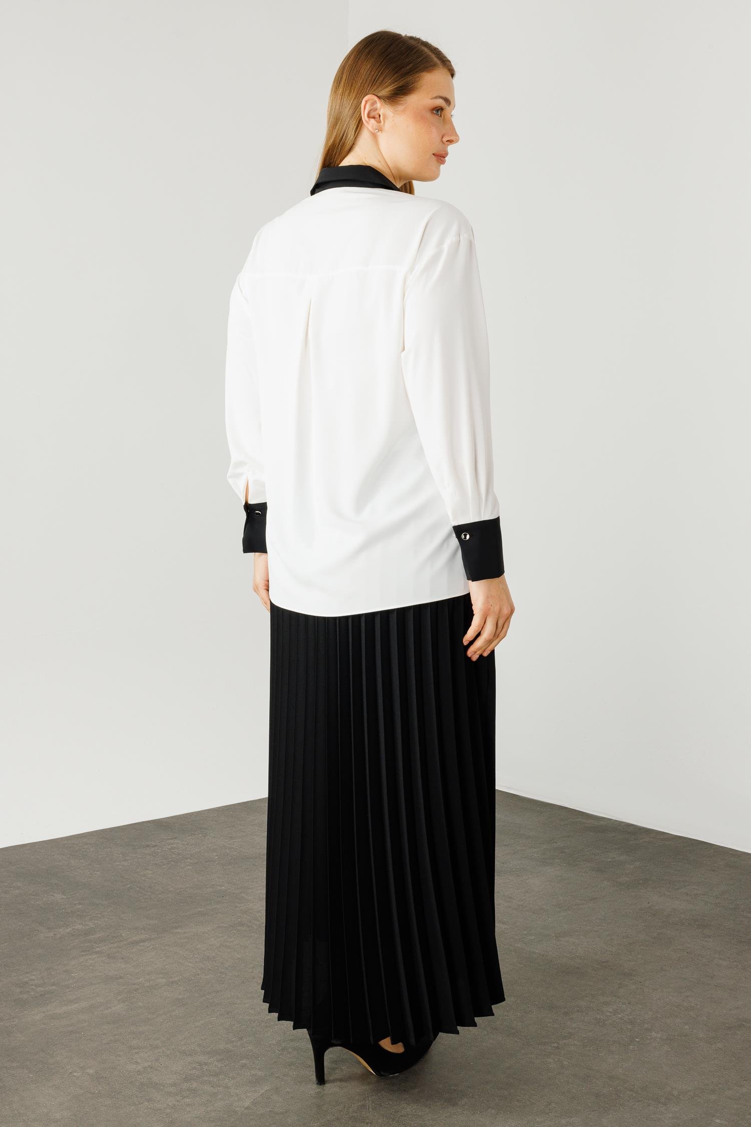 Modailgi  Yakası Taş İşlemeli Enkürüsteli Gömlek Ekru