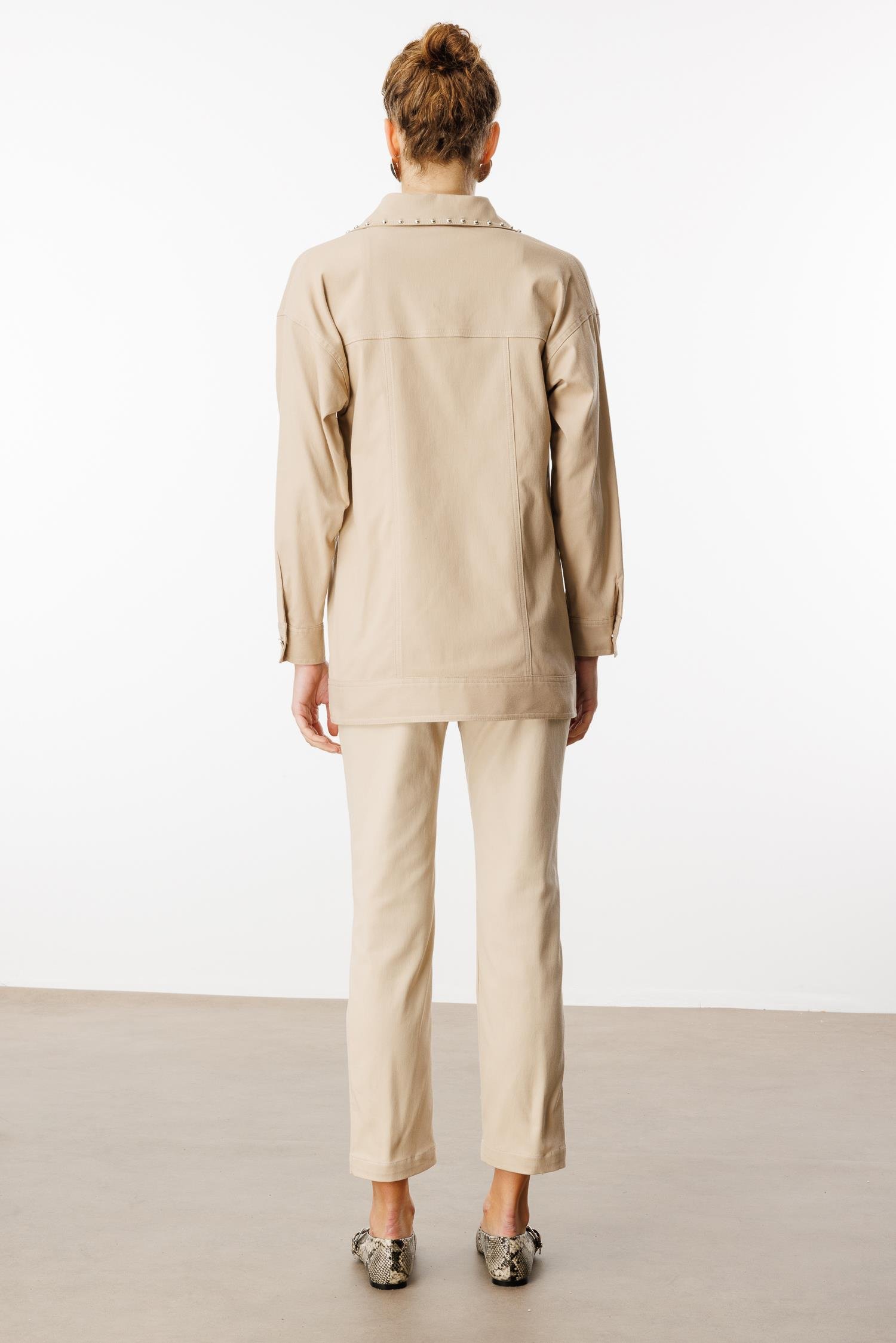 Modailgi  Yakası ve Cep Torbaları Zımba Detaylı Uzun Spor Ceket Taş