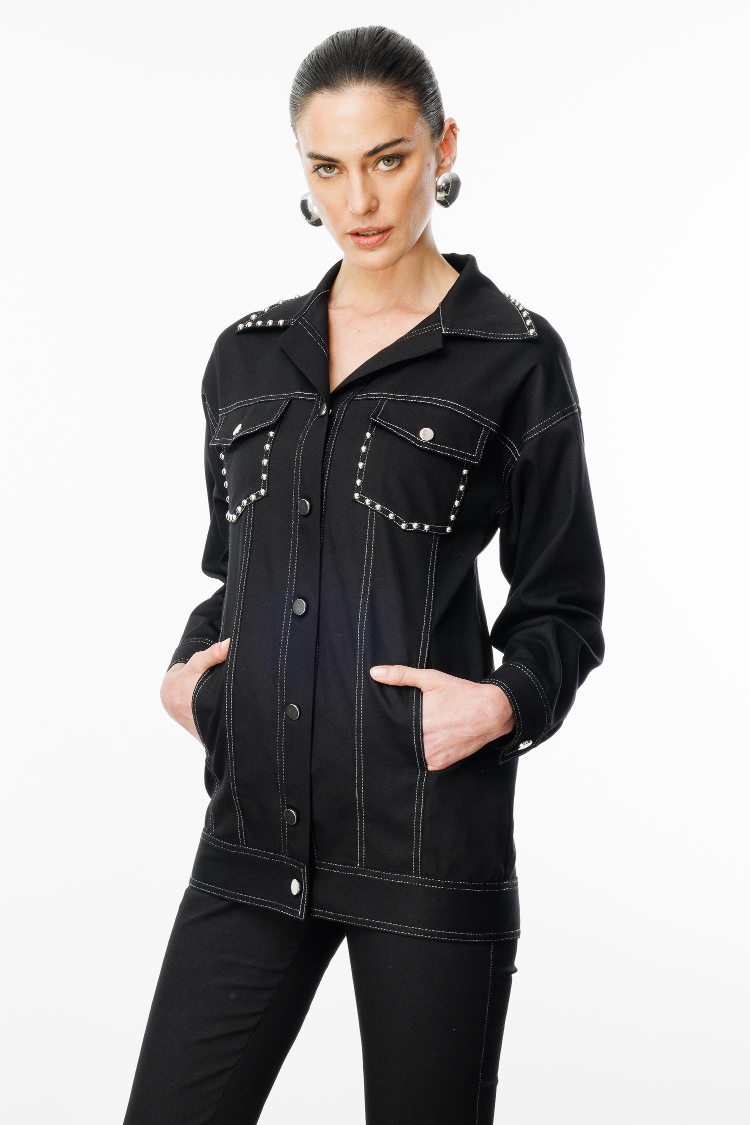 Modailgi  Yakası ve Cep Torbaları Zımba Detaylı Uzun Spor Ceket Siyah