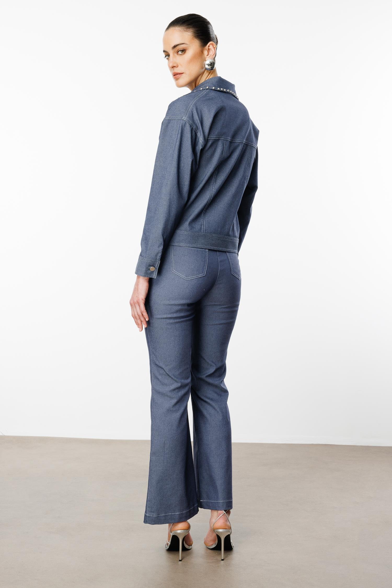 Modailgi  Yakası ve Cep Torbaları Zımba Detaylı Kısa Spor Ceket İndigo