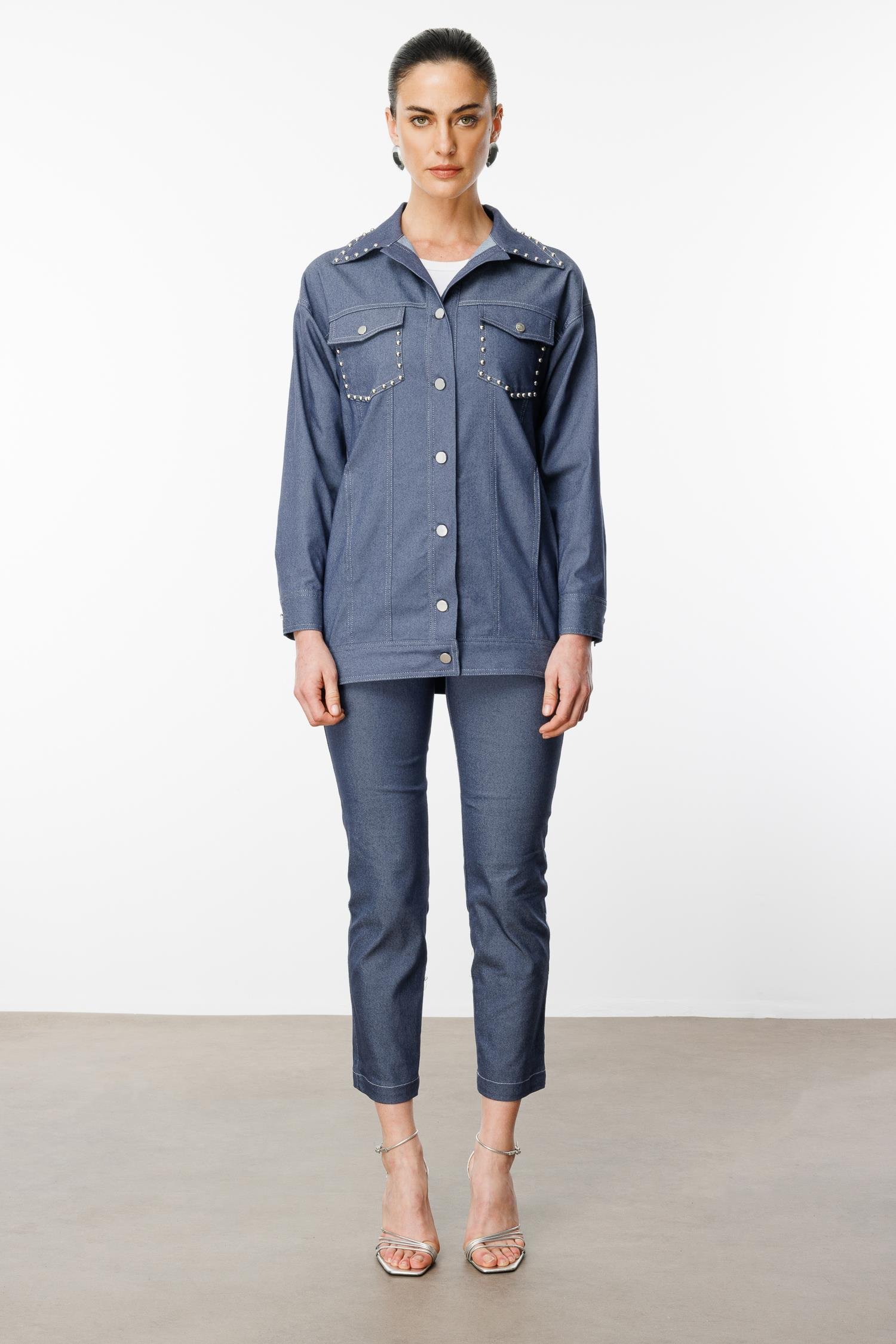 Modailgi  Yakası ve Cep Torbaları Zımba Detaylı Uzun Spor Ceket İndigo