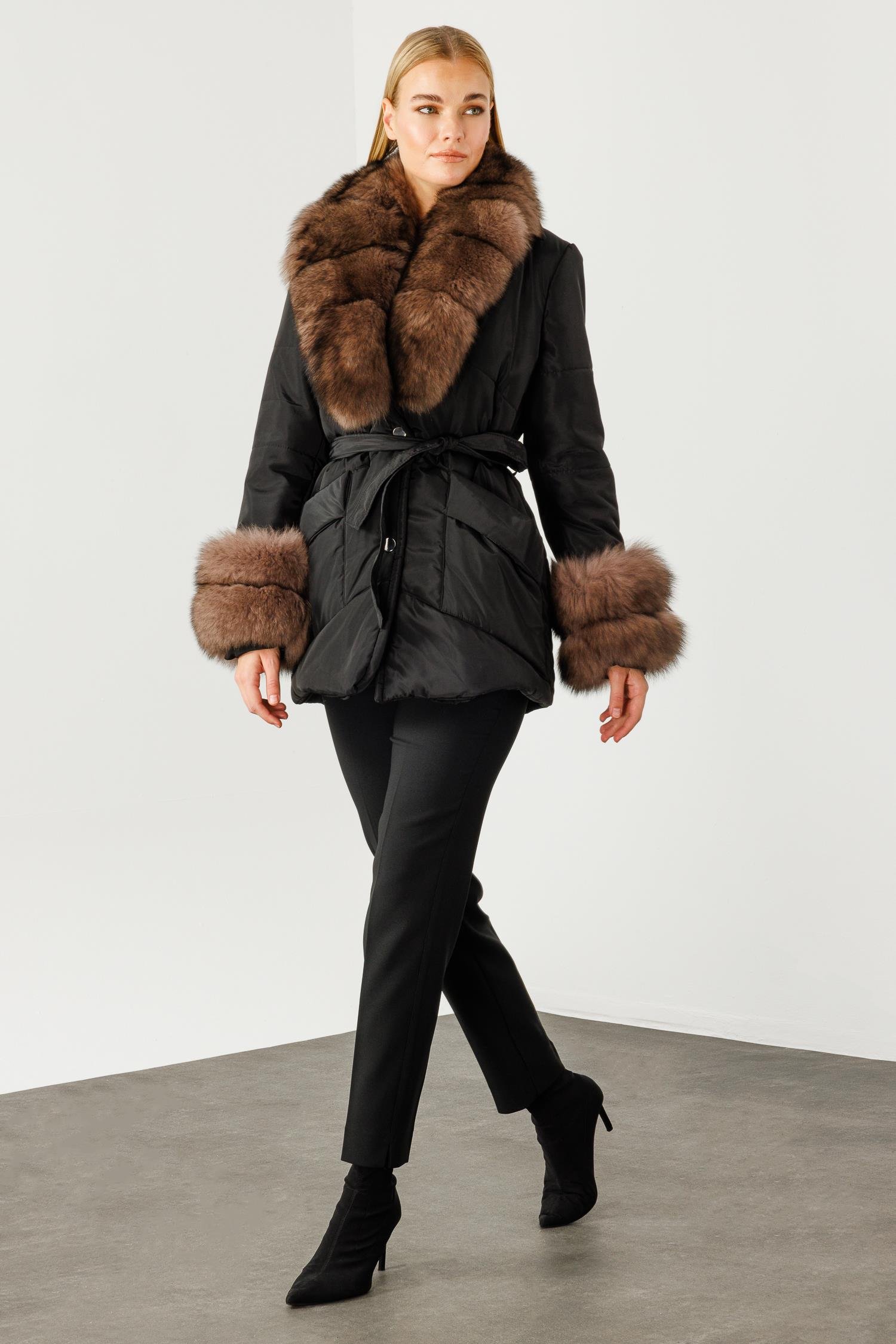 Modailgi  Yakası ve Kol Manşeti Kürklü Şişme Kaban Siyah