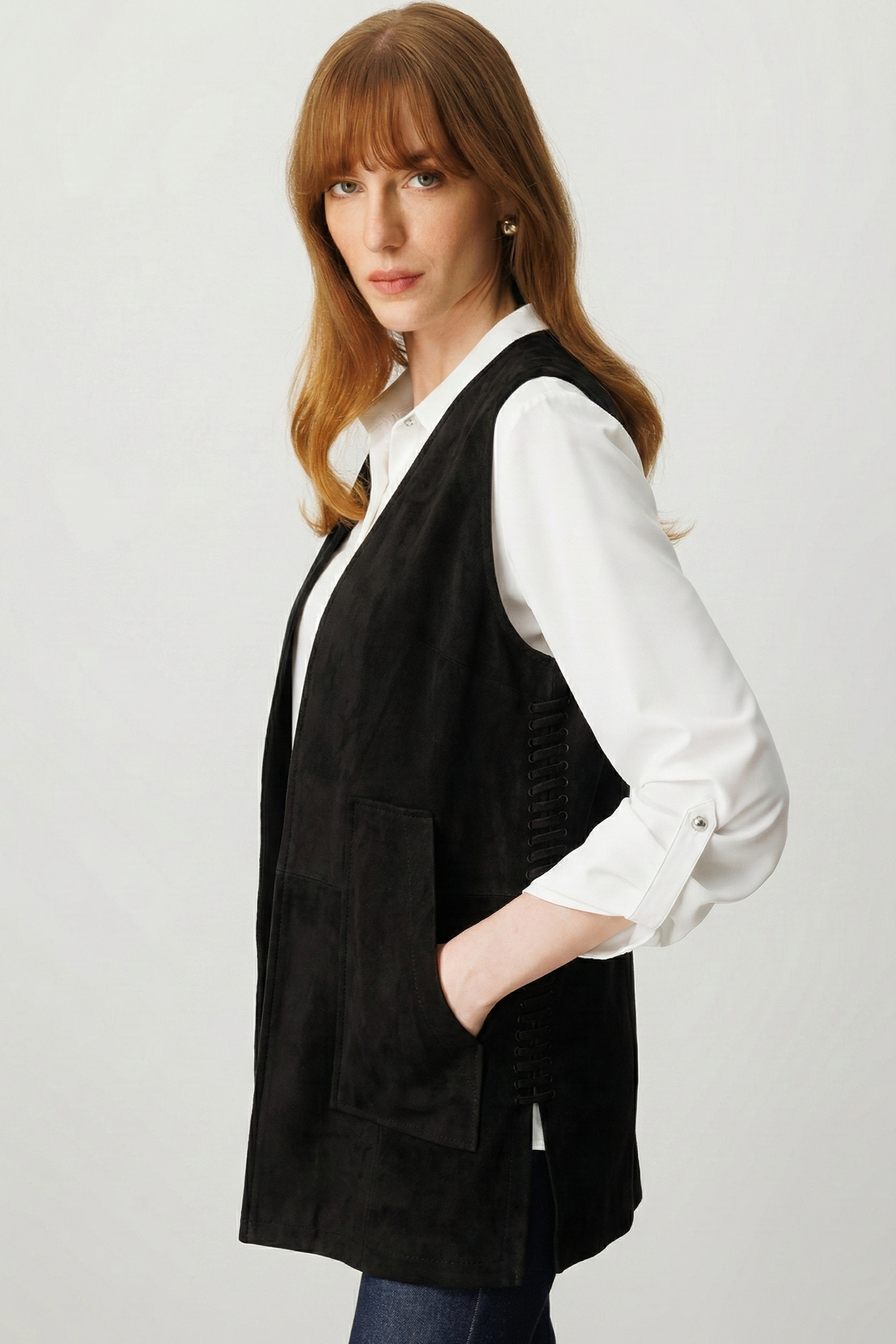 Modailgi  Yakasız Torba Cepli Yanları Lazer Kesim Şerit Detaylı Süet Yelek Siyah