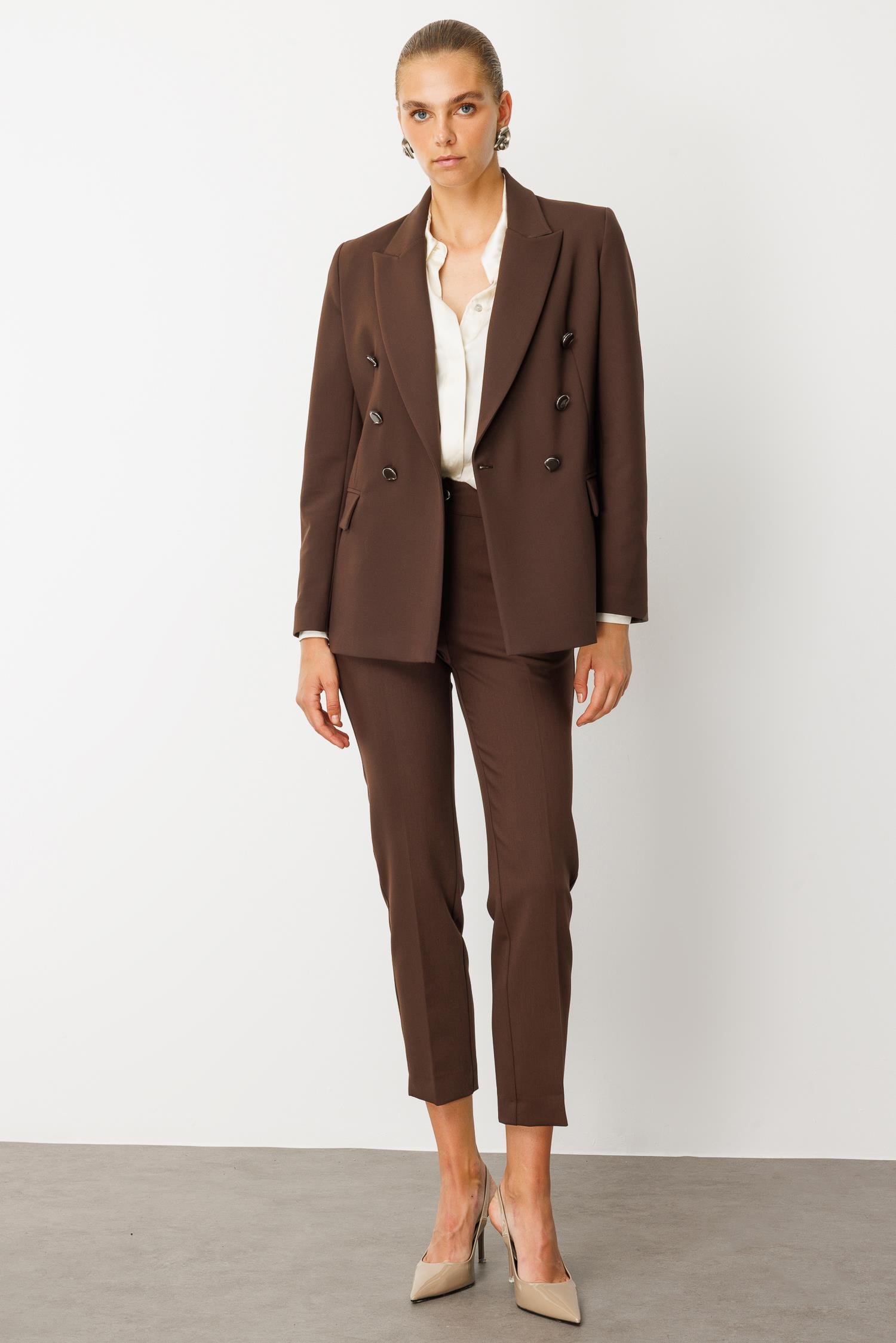 Modailgi  Yandan Cepli Paçası Yırtmaçlı Sigara Paça Pantolon - 70008 Kahve