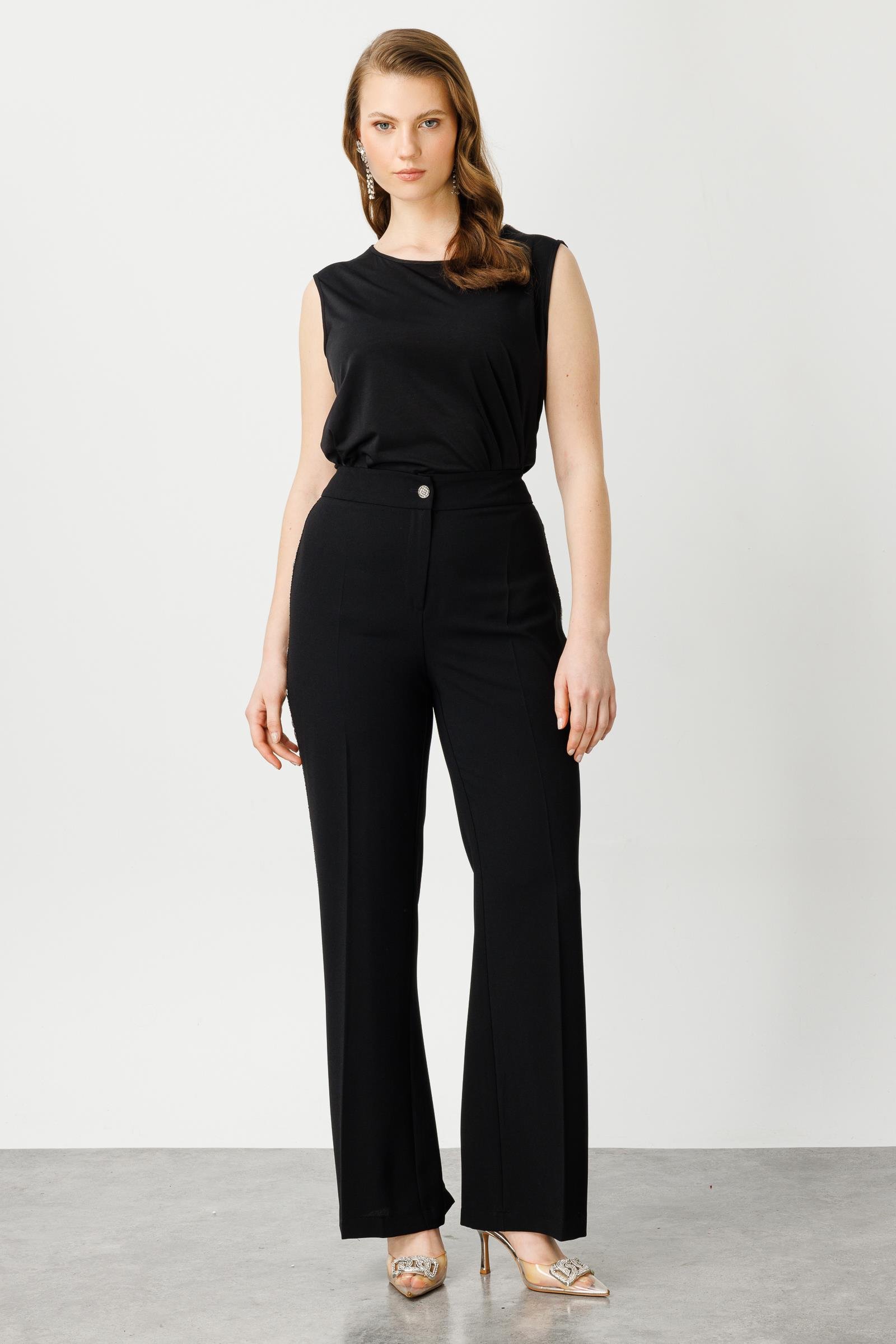 Modailgi  Yanları Taş Şeritli Geniş Paça Pantolon Siyah