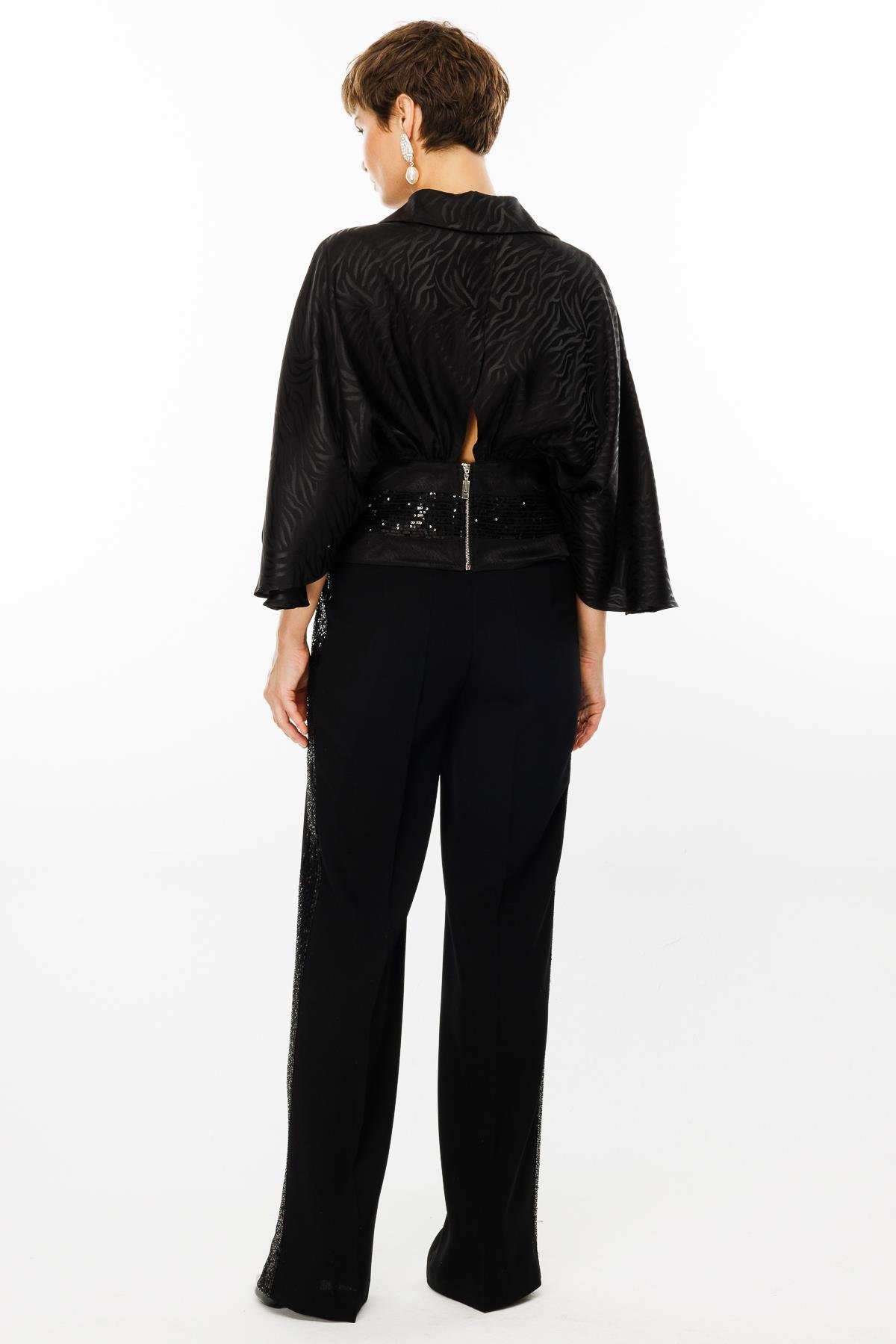 Modailgi  Yarasa Kol Büzgülü Korsajlı Payetli Bluz Siyah