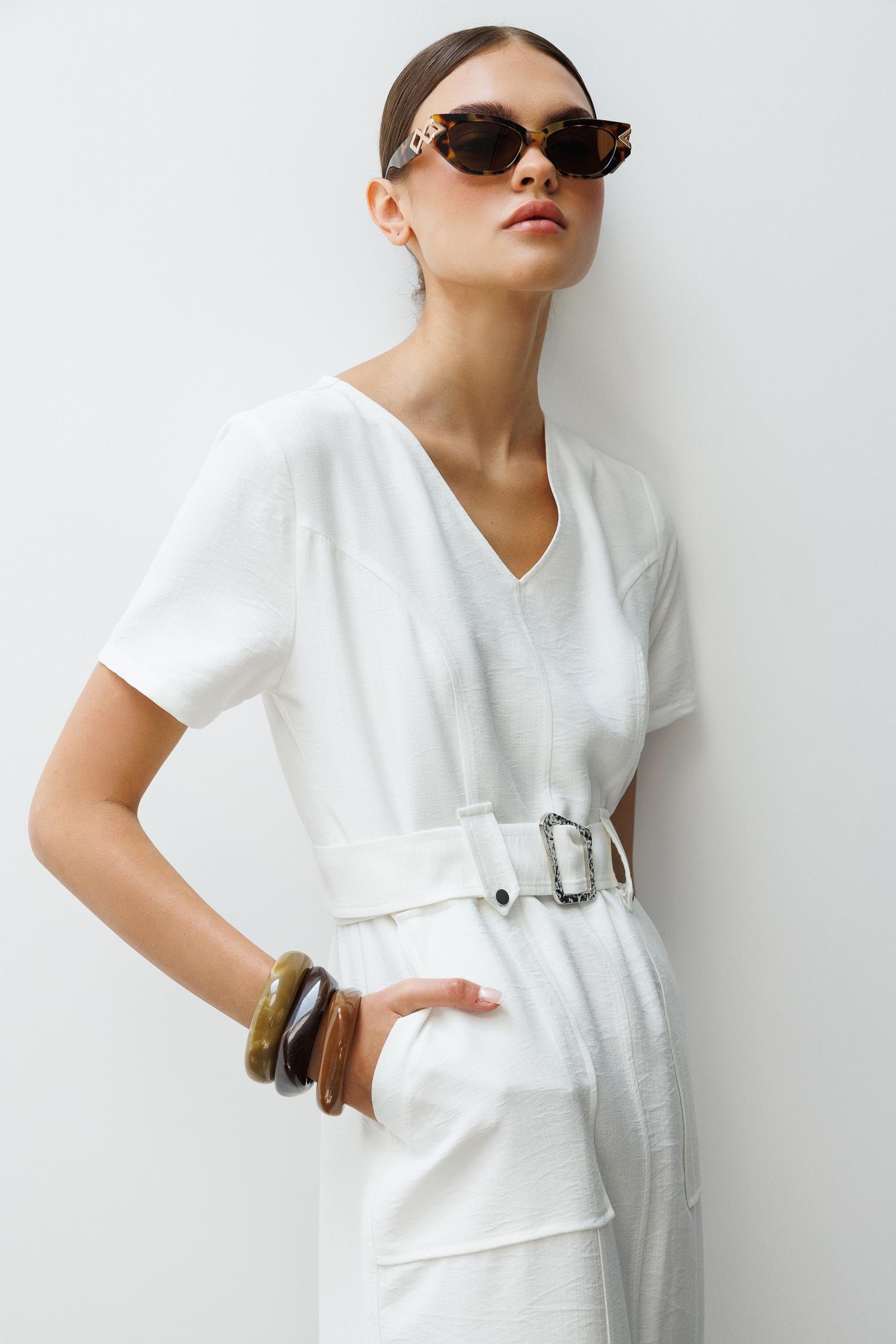 Modailgi  Yarım Kol V Yaka Kuşak Kemer Bağlamalı Yandan Cepli Midi Boy Elbise Ekru