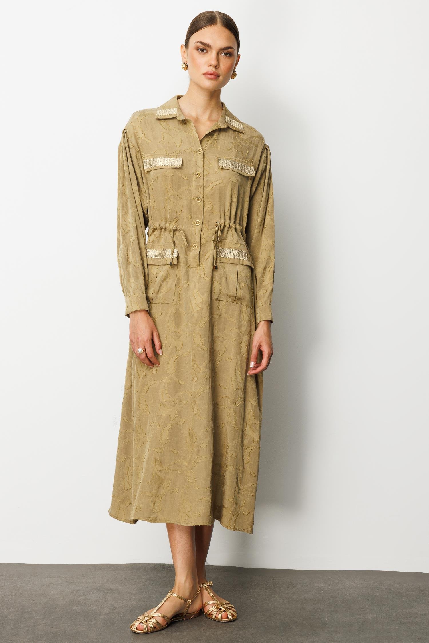 Modailgi  Yarım Patlı Beli Tünel Detaylı Cepli ve Aksesuarlı Uzun Elbise Yağ Yeşili