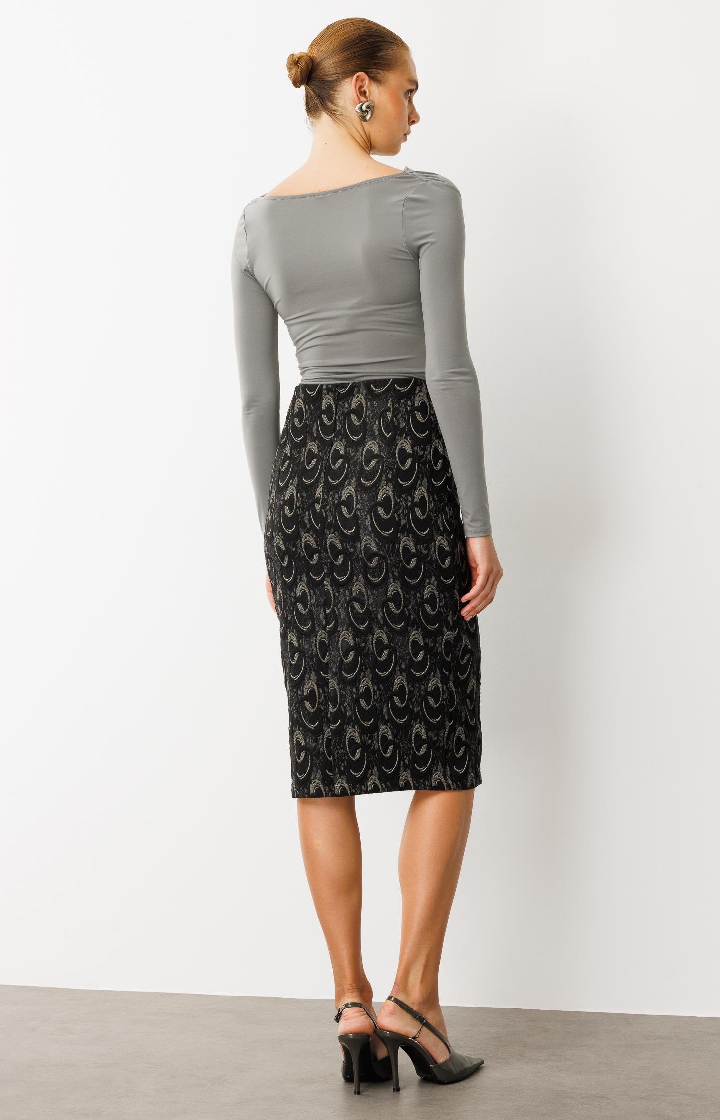 Modailgi  Yüksek Bel Kapak Cep Detaylı Diz Altı Küp Etek Gri/Siyah