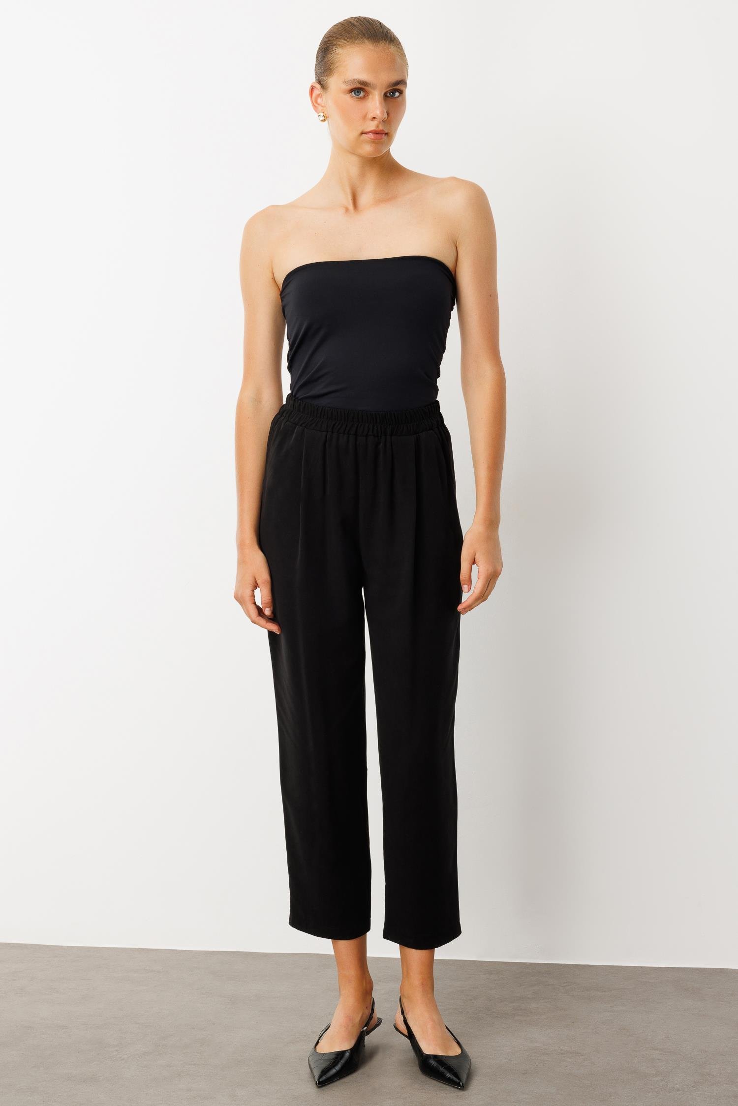 Modailgi  Yüksek Bel Lastikli Yandan Cepli Pileli Pantolon - 15040 Siyah