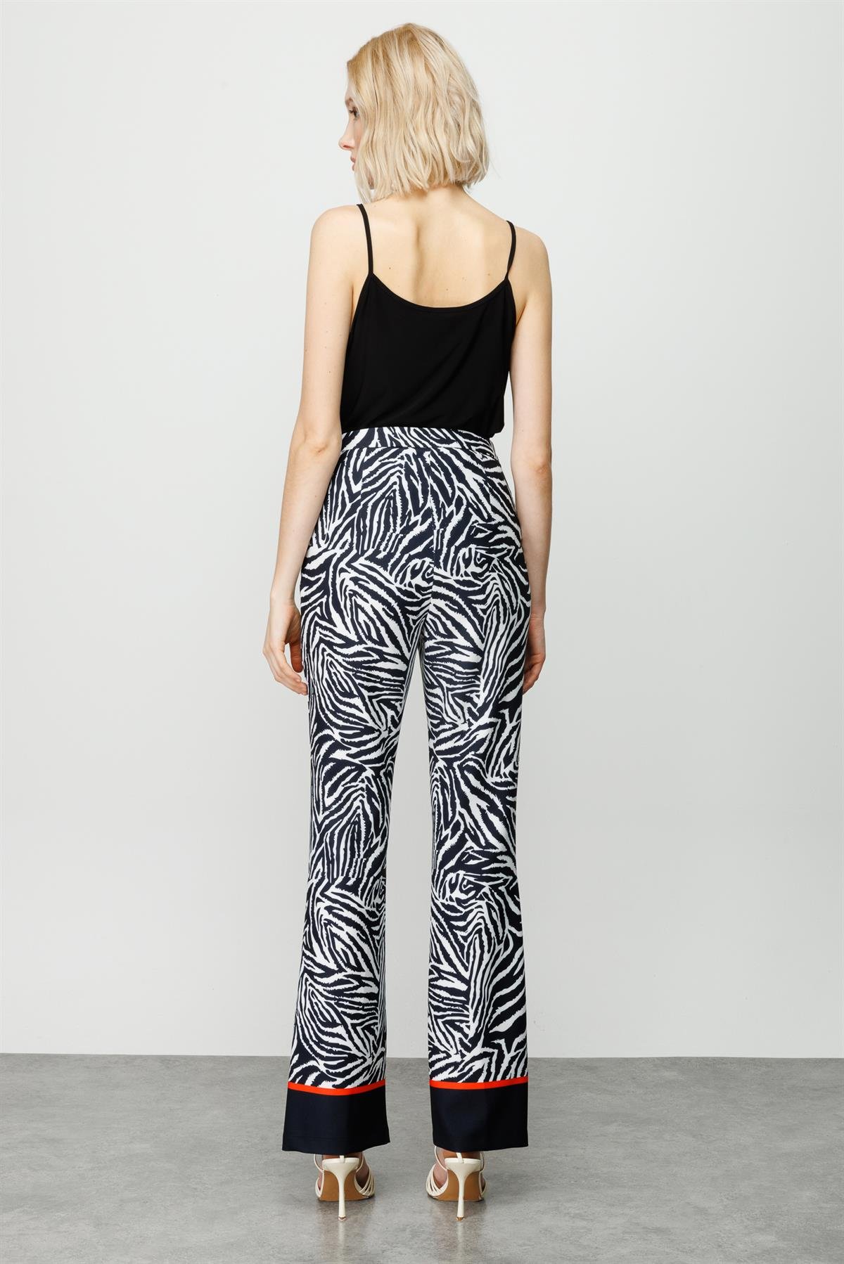 Modailgi  Zebra Desen İspanyol Paça Pantolon Siyah