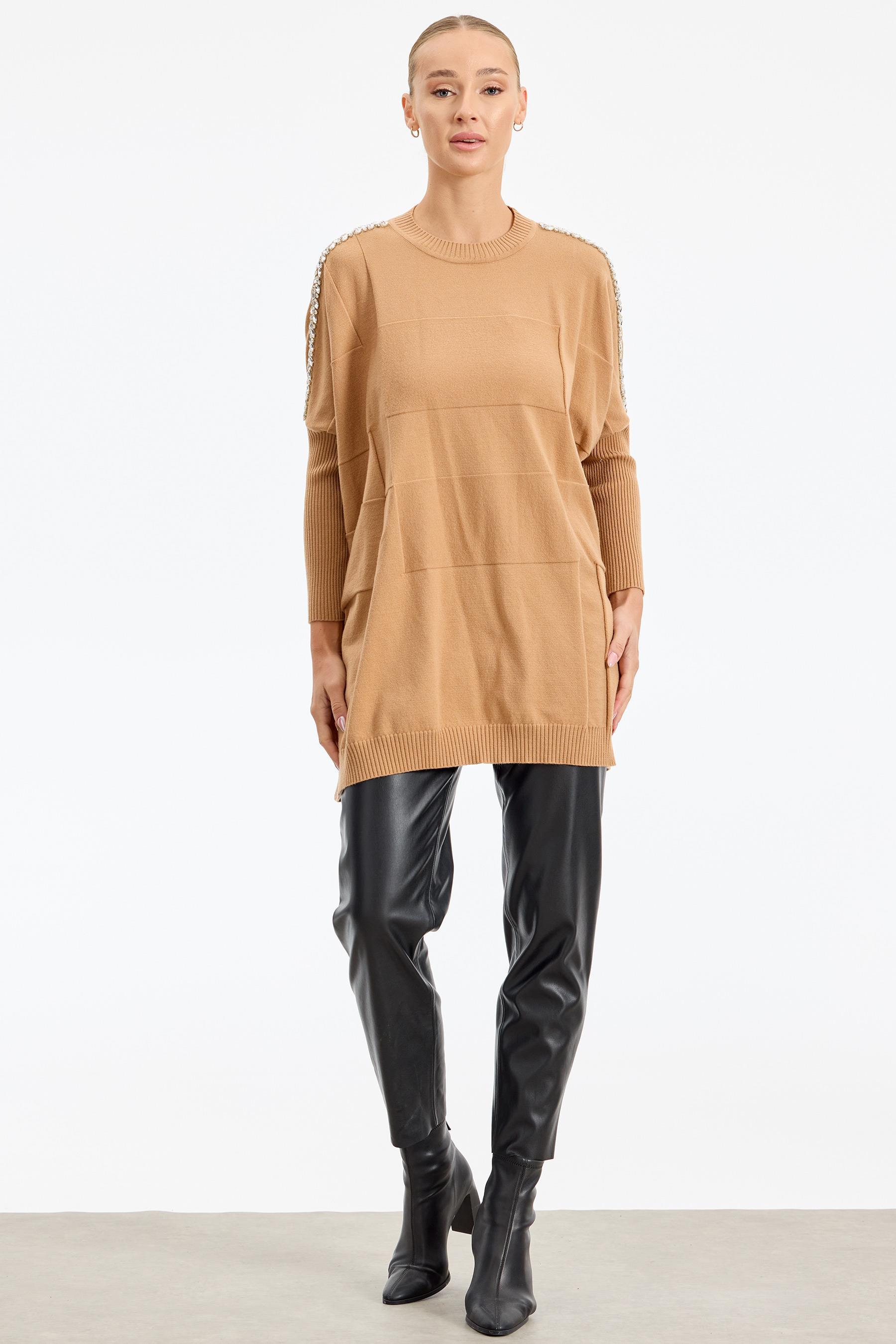 Omzu Yapıştırma Taşlı Yarasa Kollu Triko Tunik CAMEL