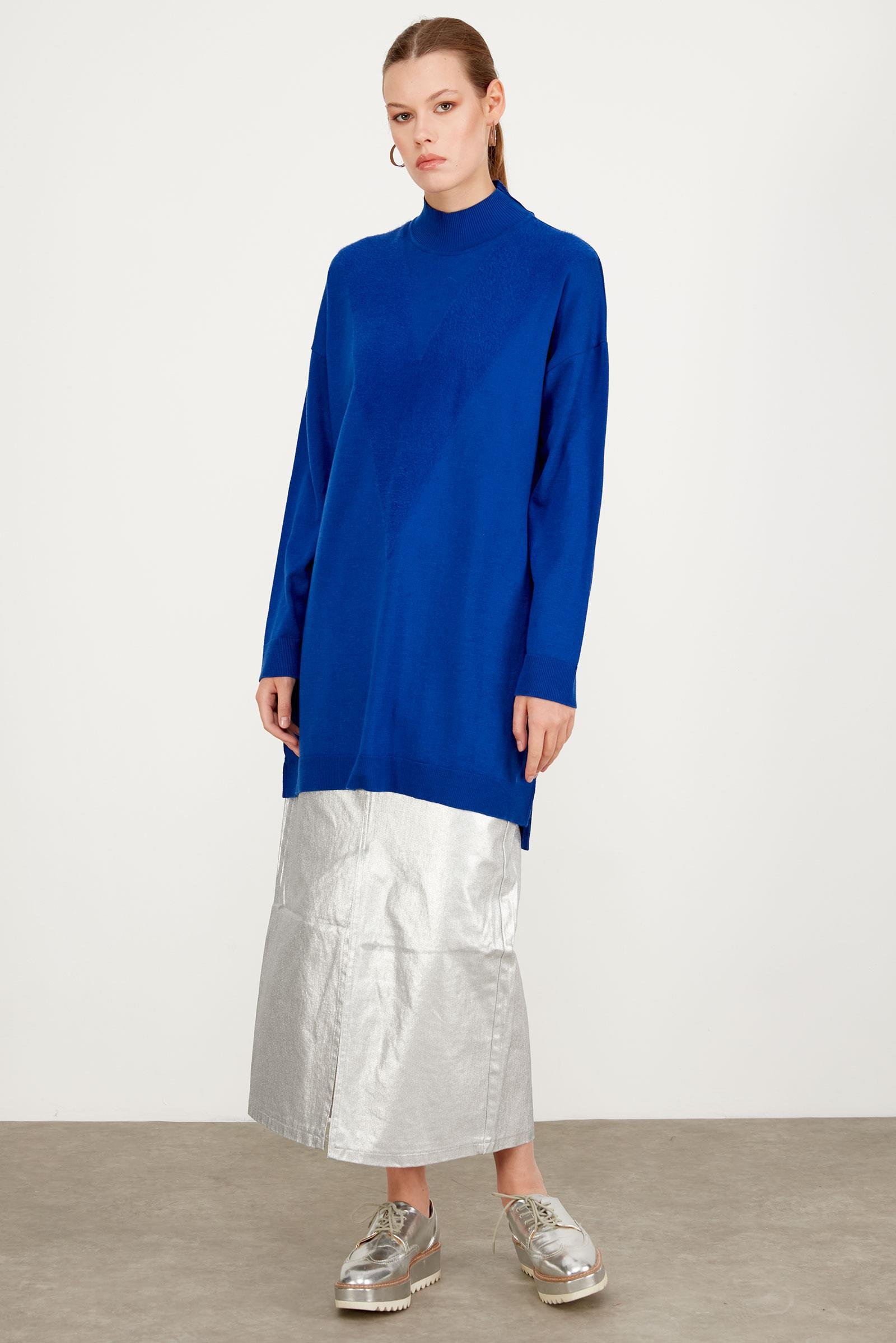 ÖNÜ V MİNK DETAYLI TRİKO TUNİK SAKS