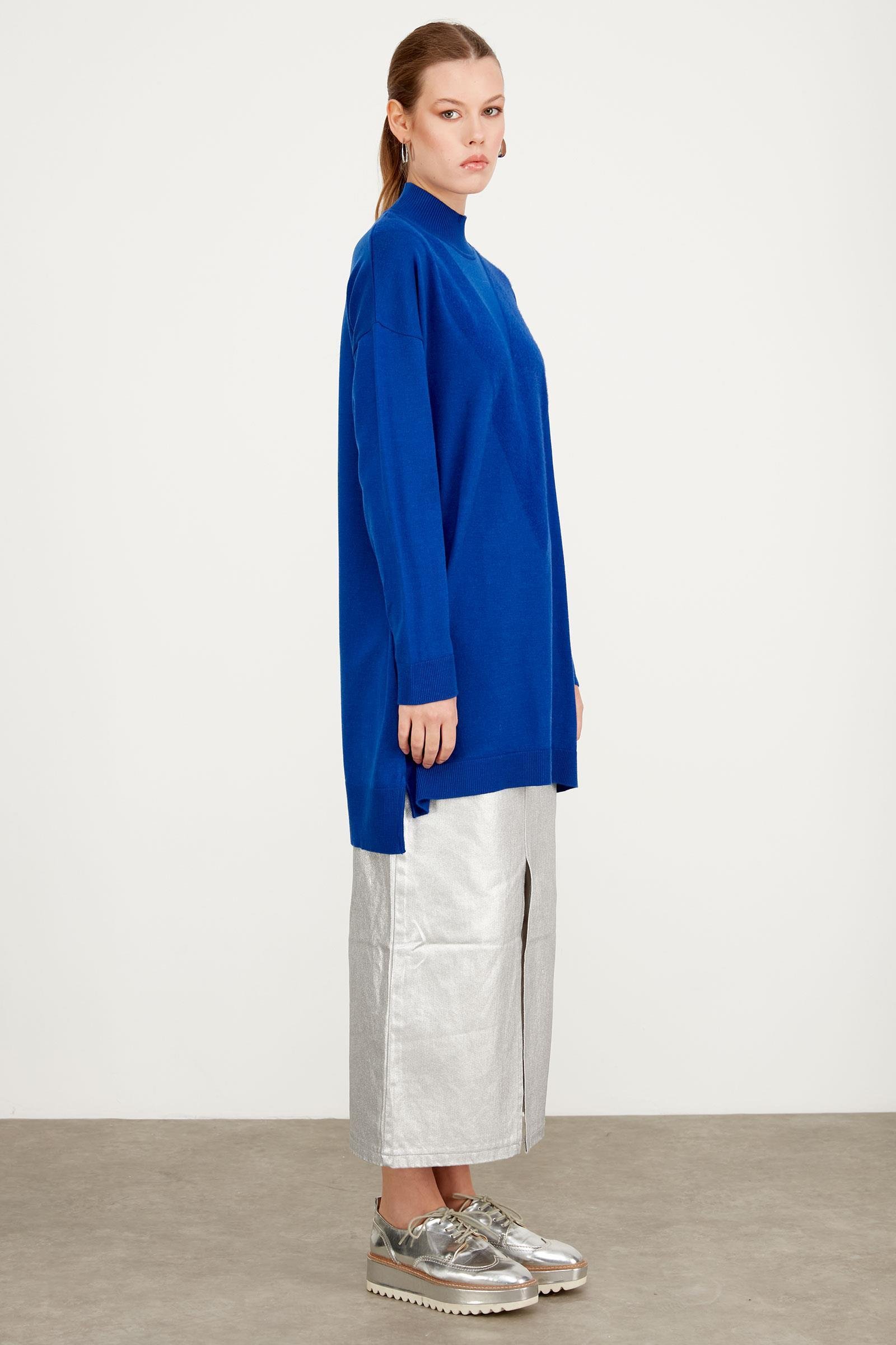 ÖNÜ V MİNK DETAYLI TRİKO TUNİK SAKS