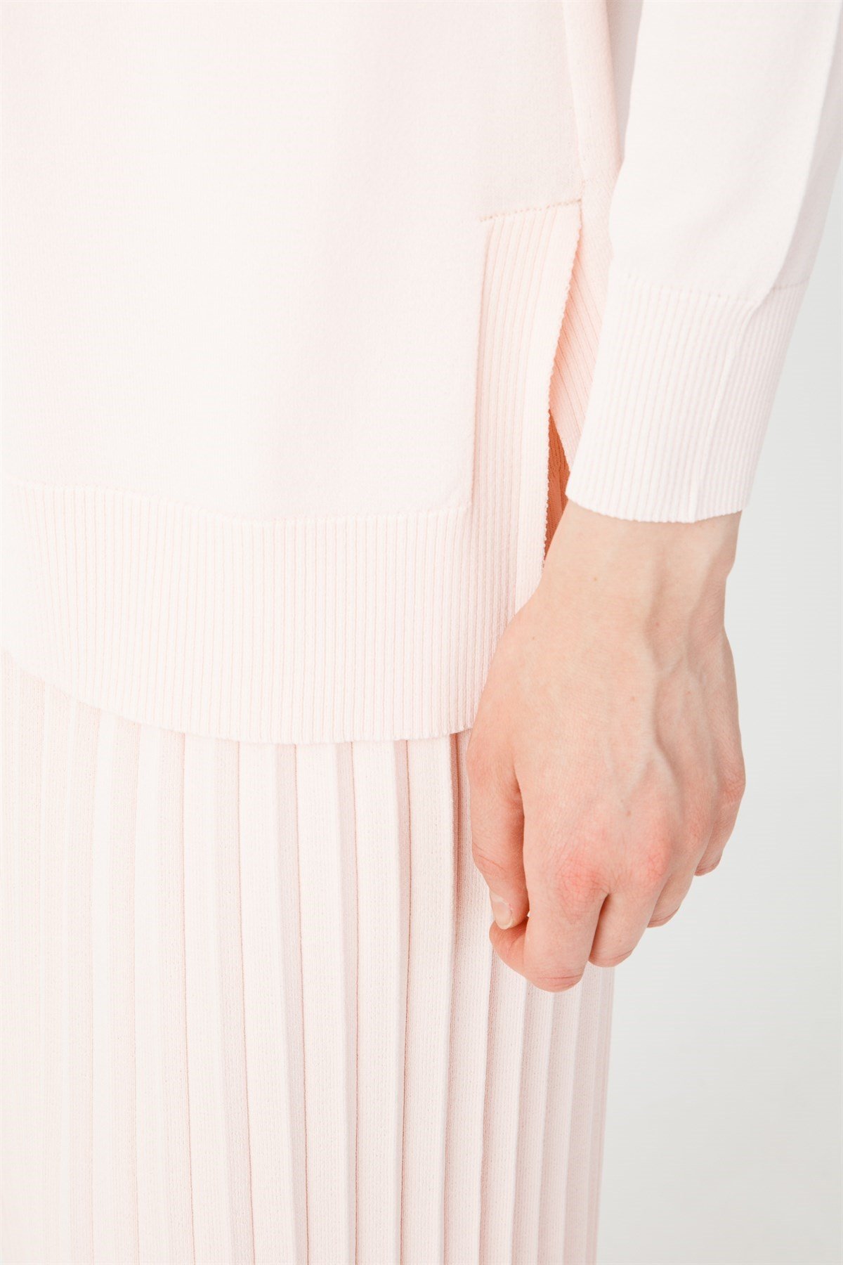 PİLELİ ETEK BLUZ RAYON TAKIM PUDRA