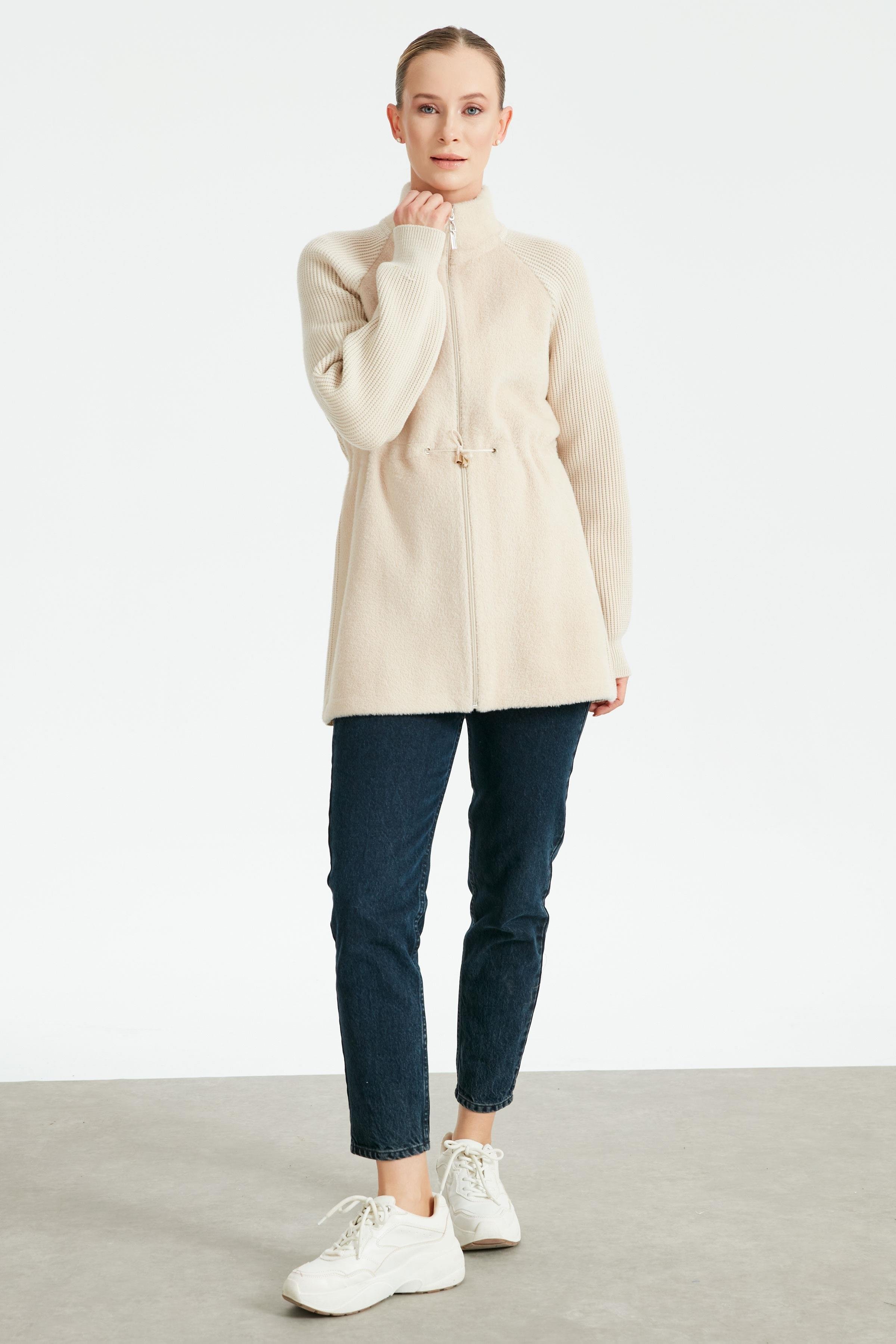 Reglan Kollu Triko Kombinli Mont BEJ