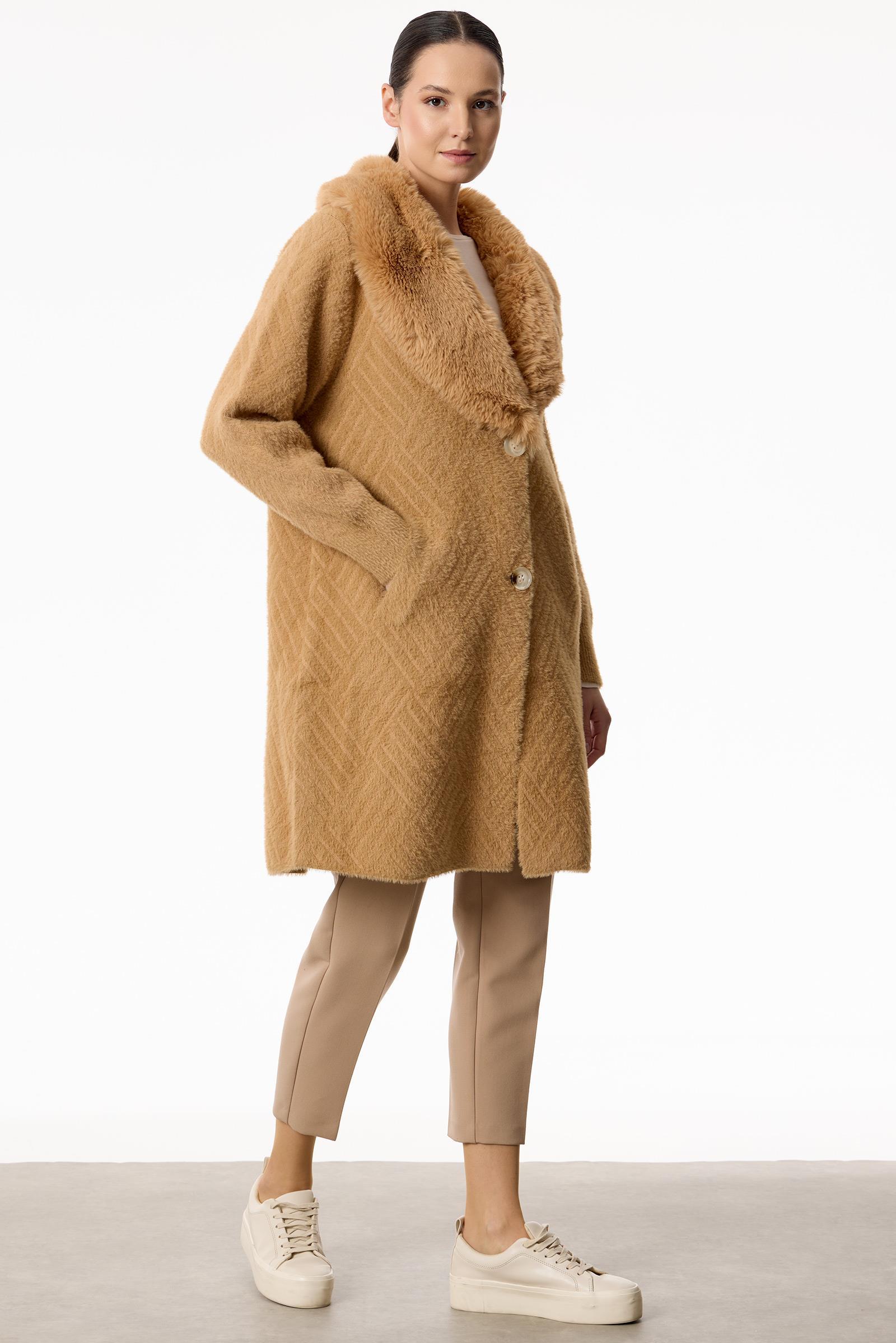 Yakası Kürklü Triko Kaban BEJ