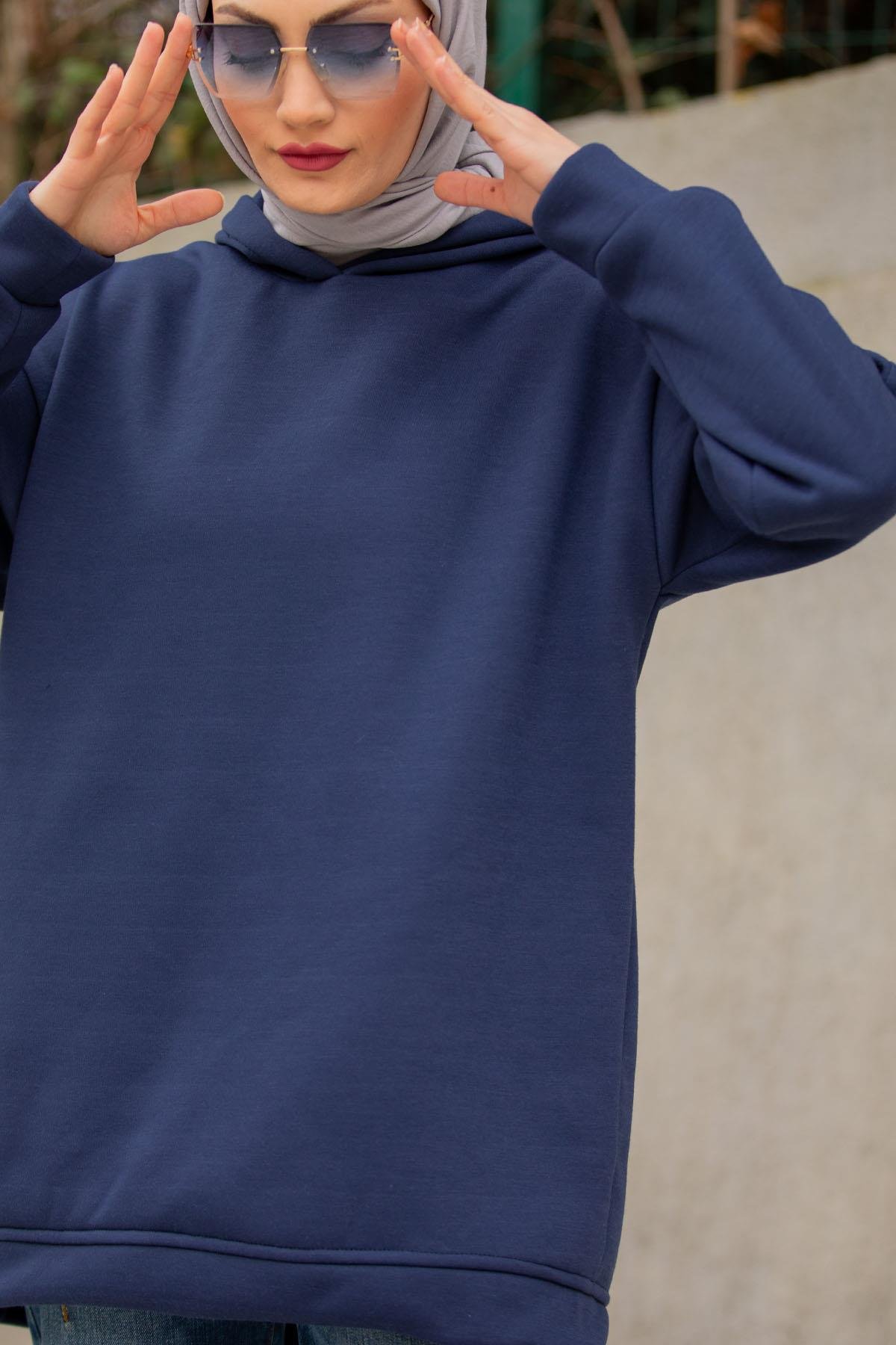Basic Kapüşonlu Üç İplik Şardonlu Sweatshirt-Laci