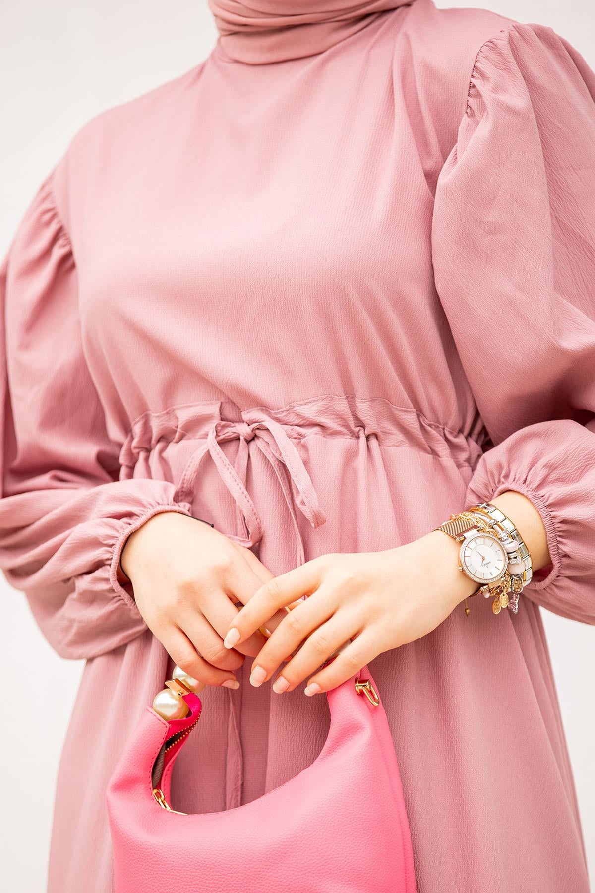 Bel Tünelli Krinkıl Elbise-Pembe