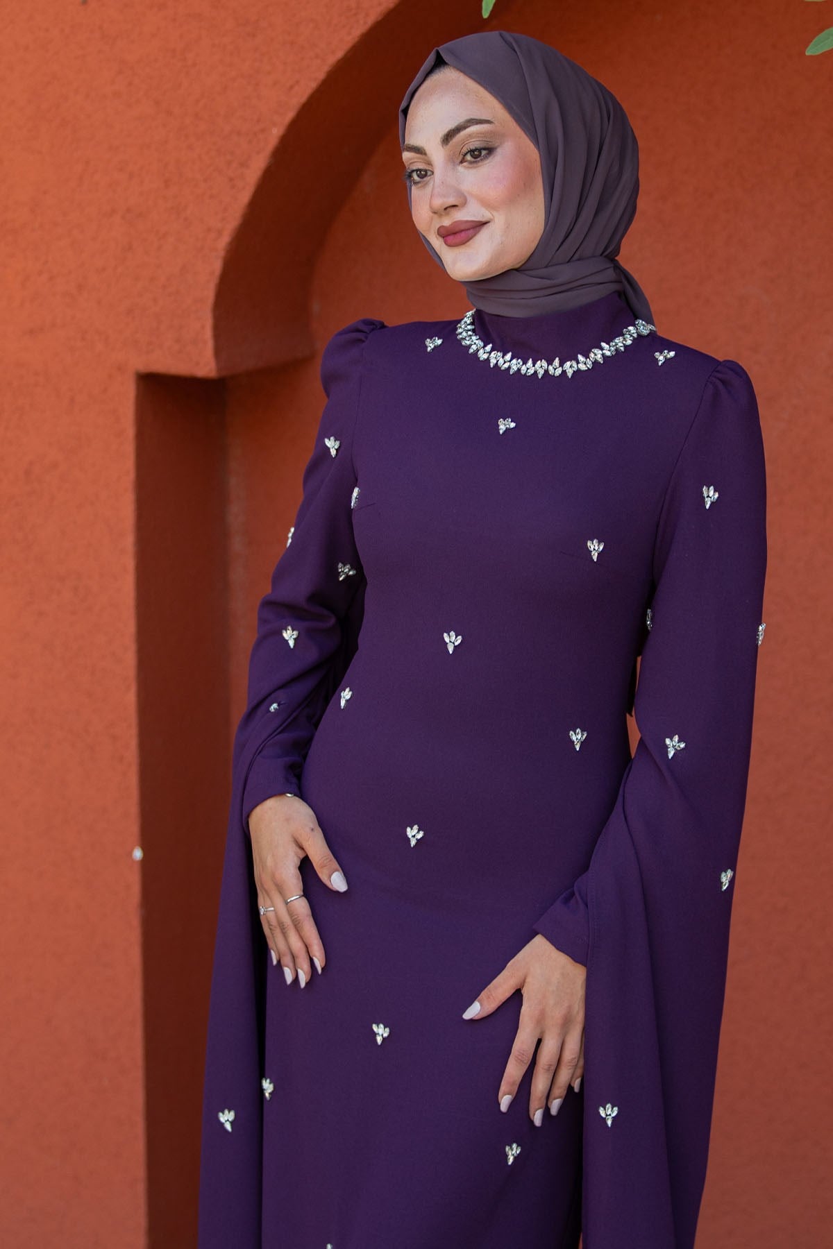 Esmina Taş İşlemeli Tesettür Abiye-mor