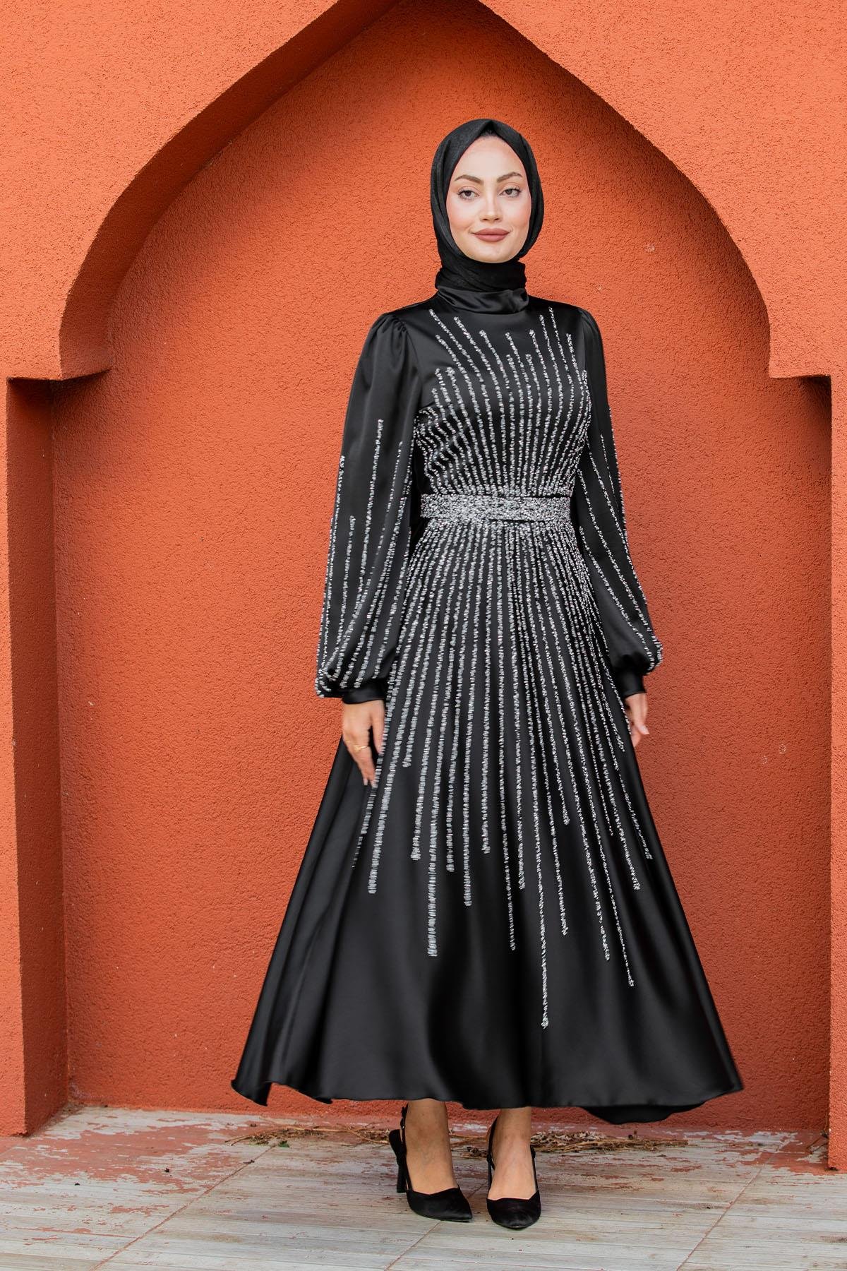 Eva Taşlı Saten Tesettür Abiye-Siyah