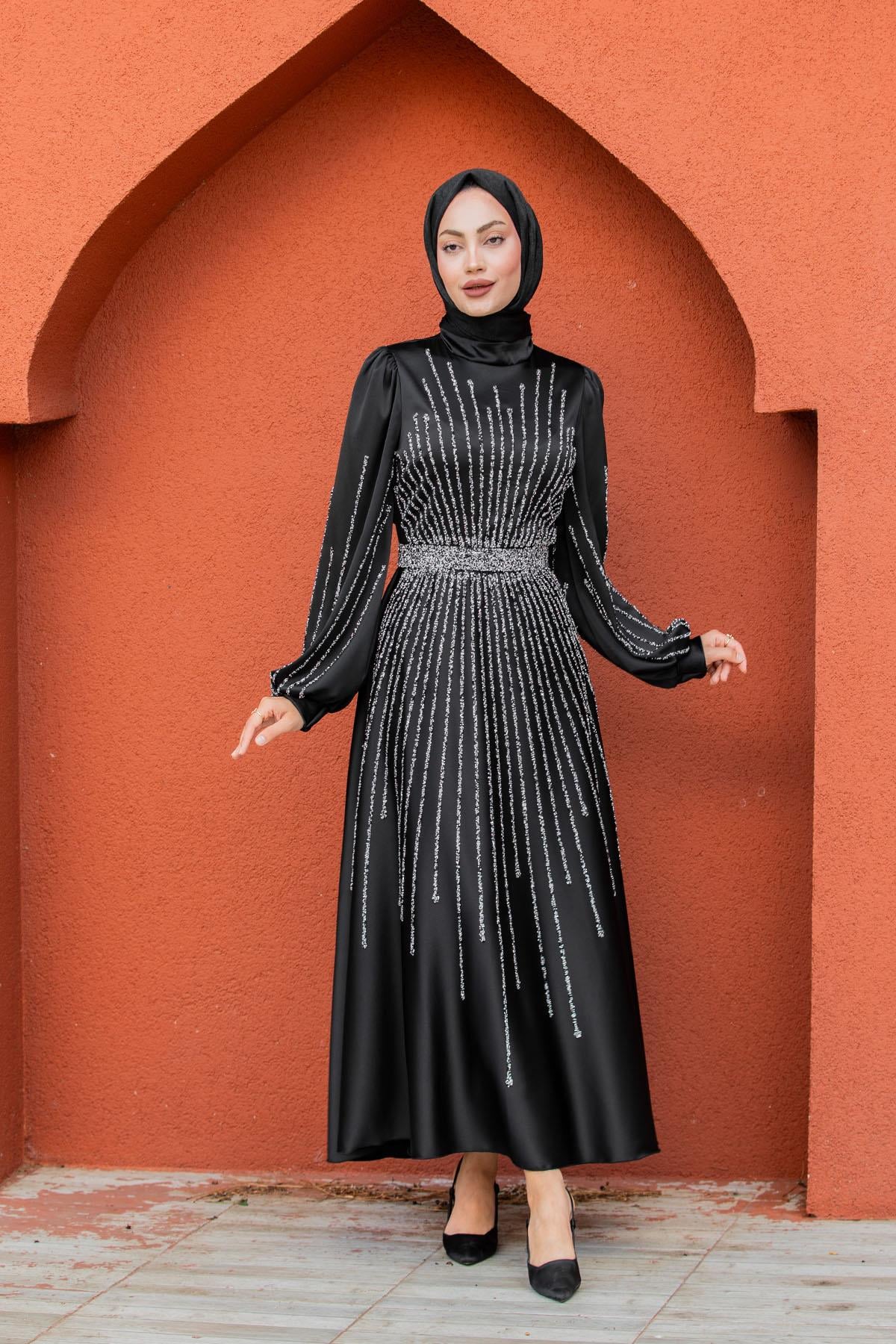 Eva Taşlı Saten Tesettür Abiye-Siyah