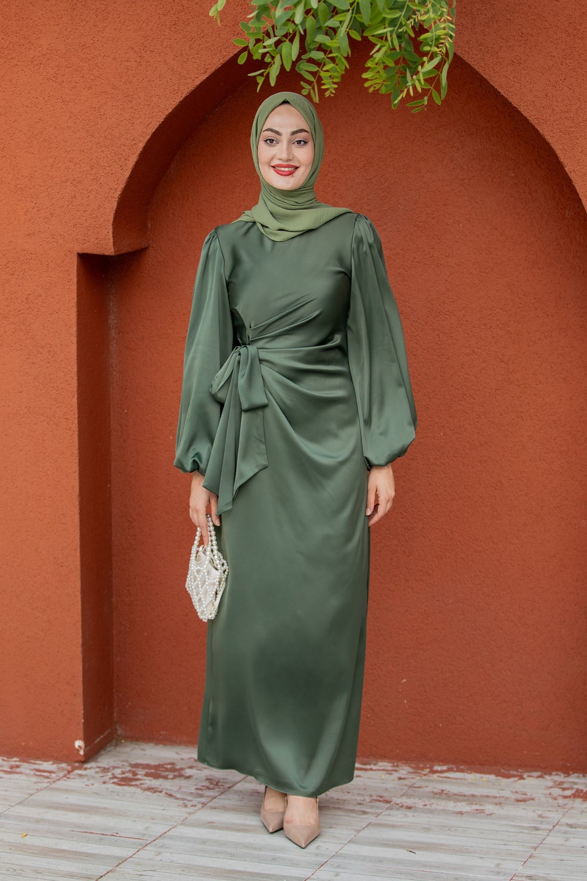 Kitty Drape Pileli Saten Abiye Elbise-Haki