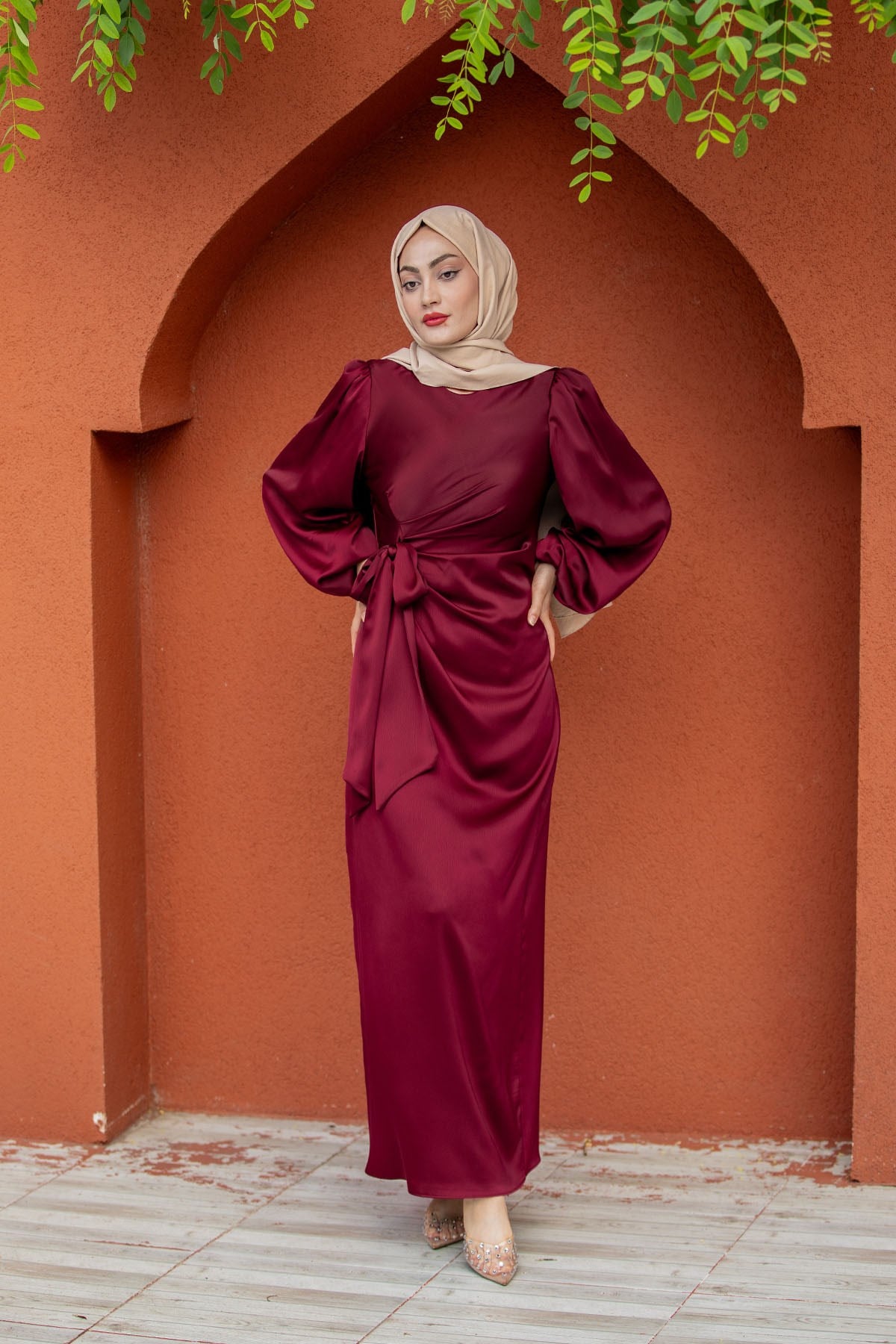 Kitty Drape Pileli Saten Abiye Elbise-Bordo